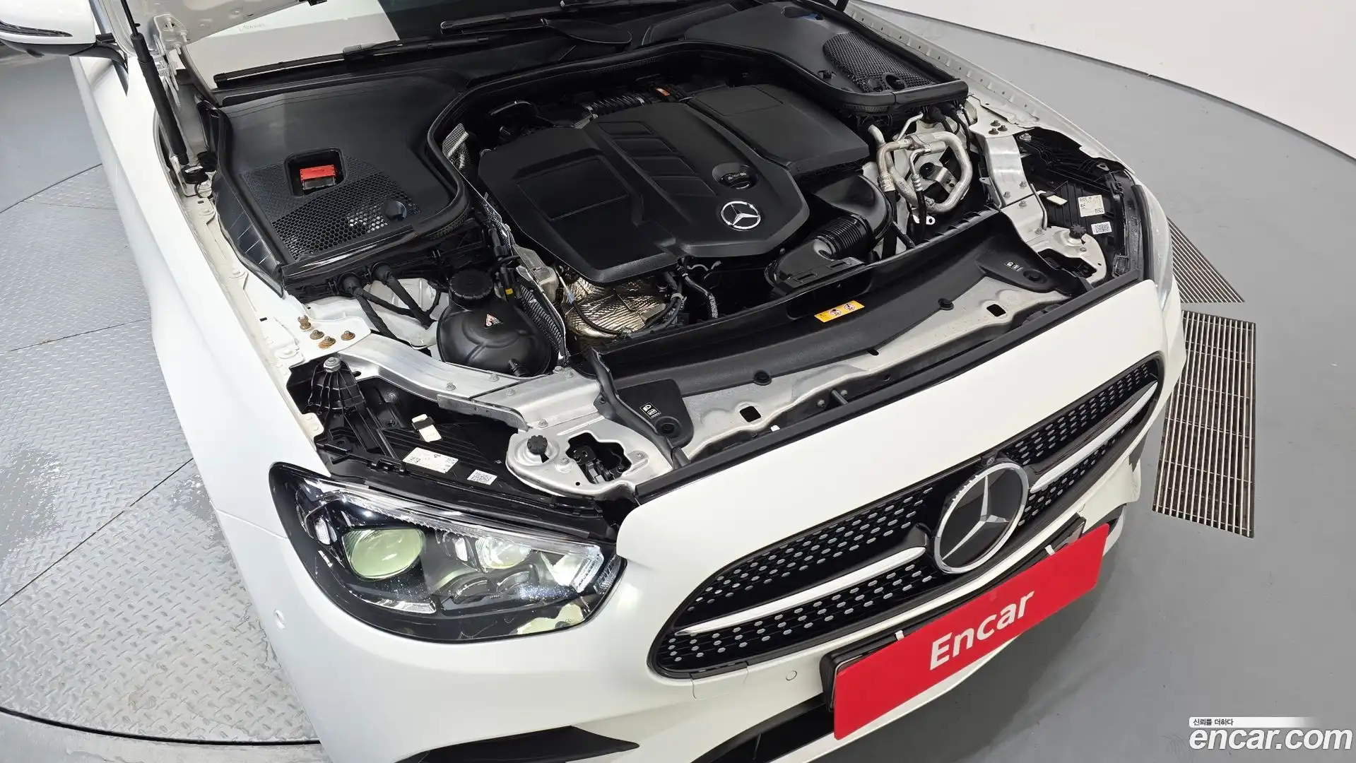 E-Class Mercedes-Benz 2020.11-OUTER-006