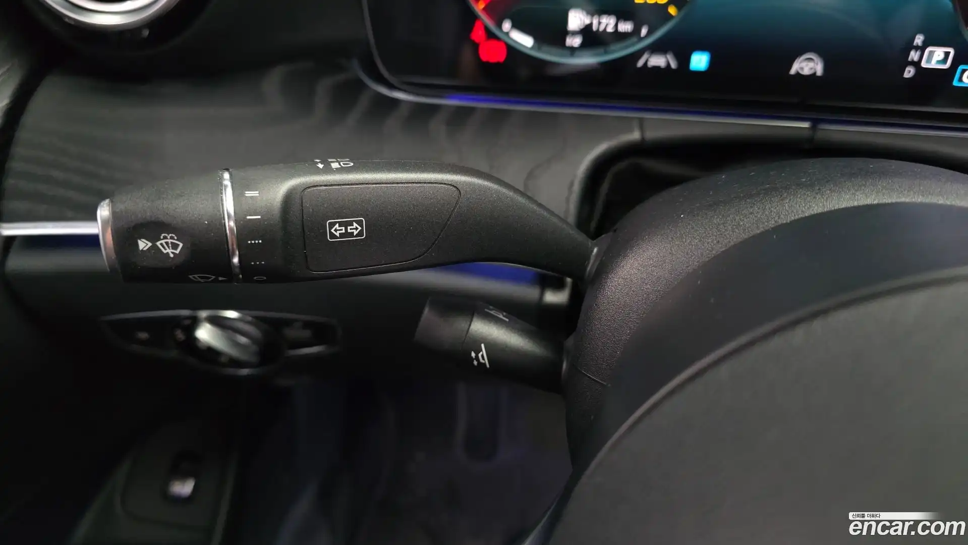 E-Class Mercedes-Benz 2020.11-OPTION-045