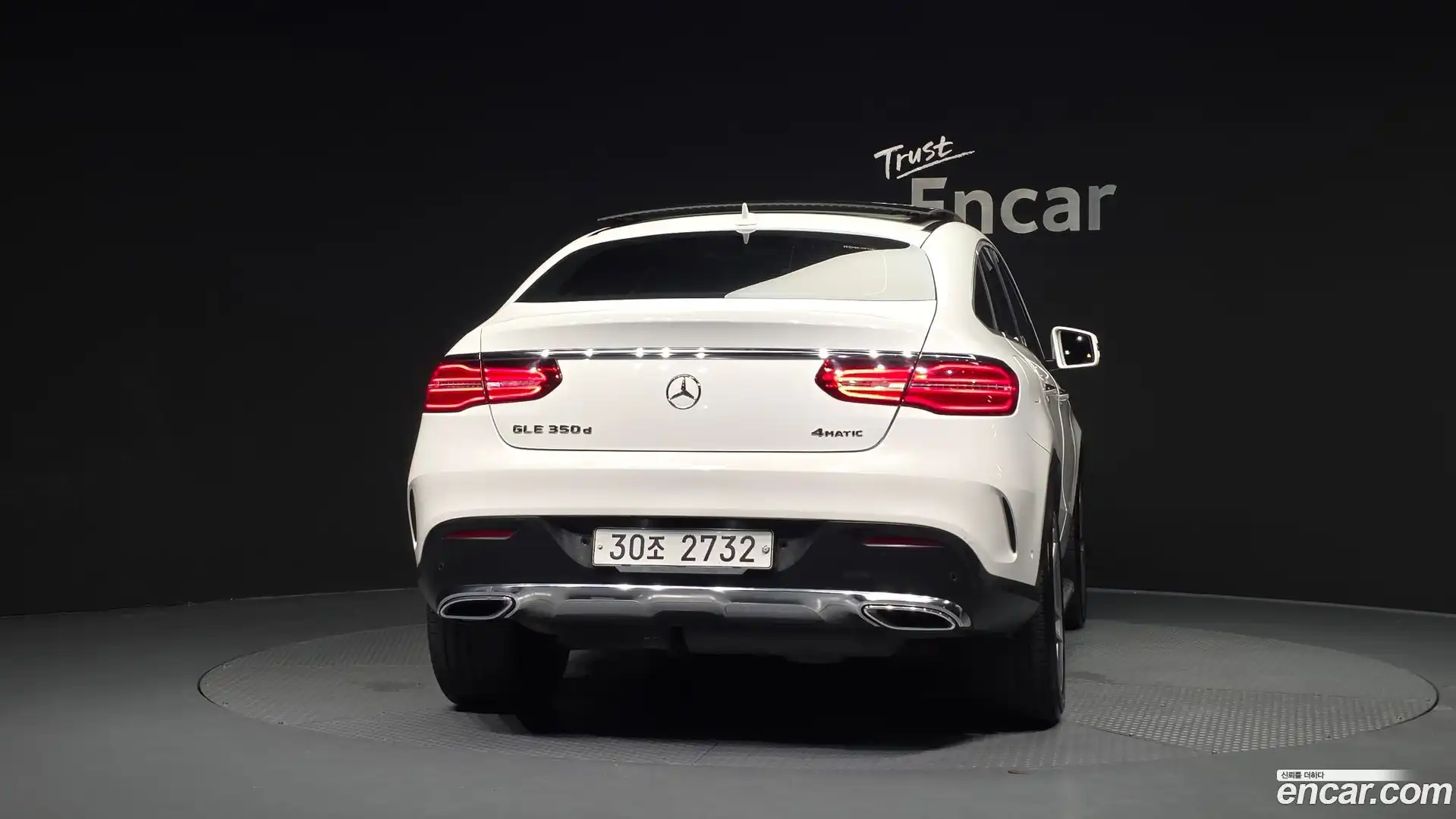 GLE-Class Mercedes-Benz 2018.2-OUTER-004