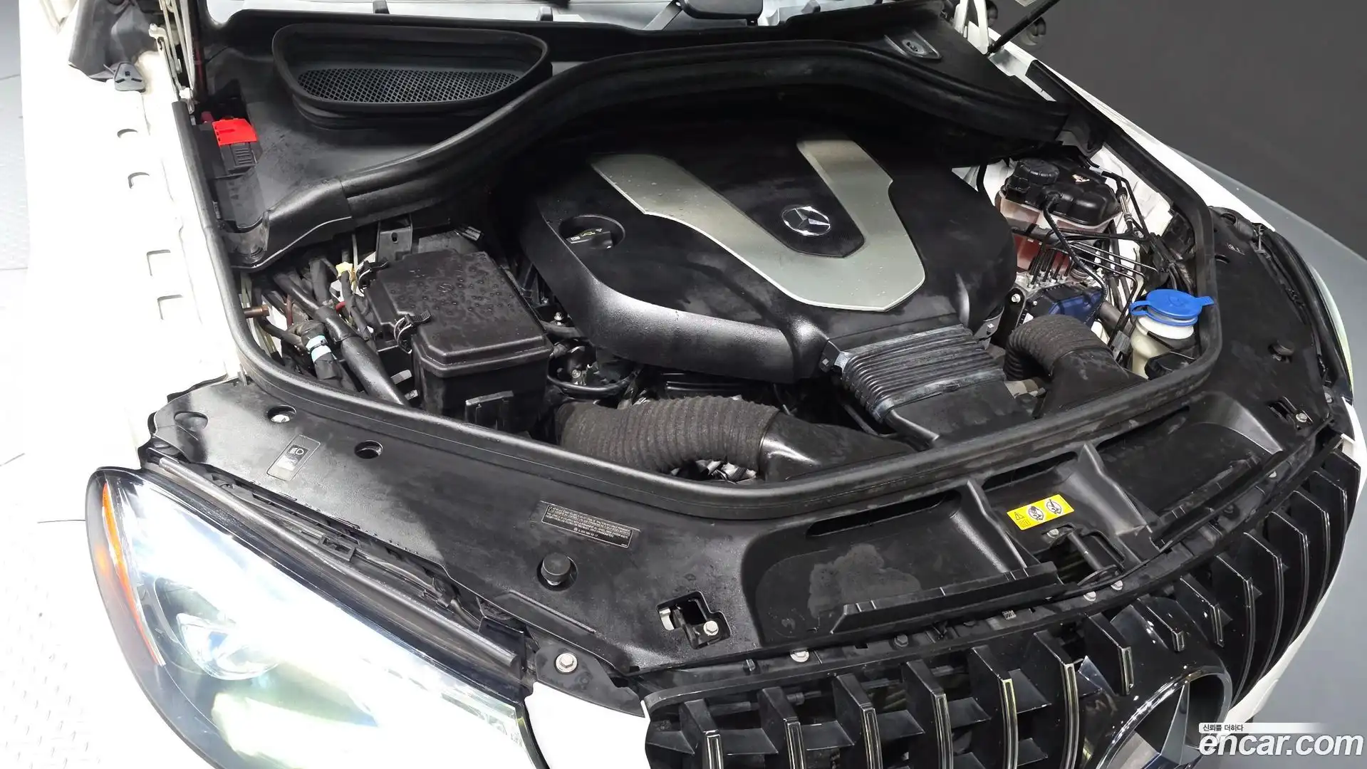 GLE-Class Mercedes-Benz 2018.2-OUTER-006