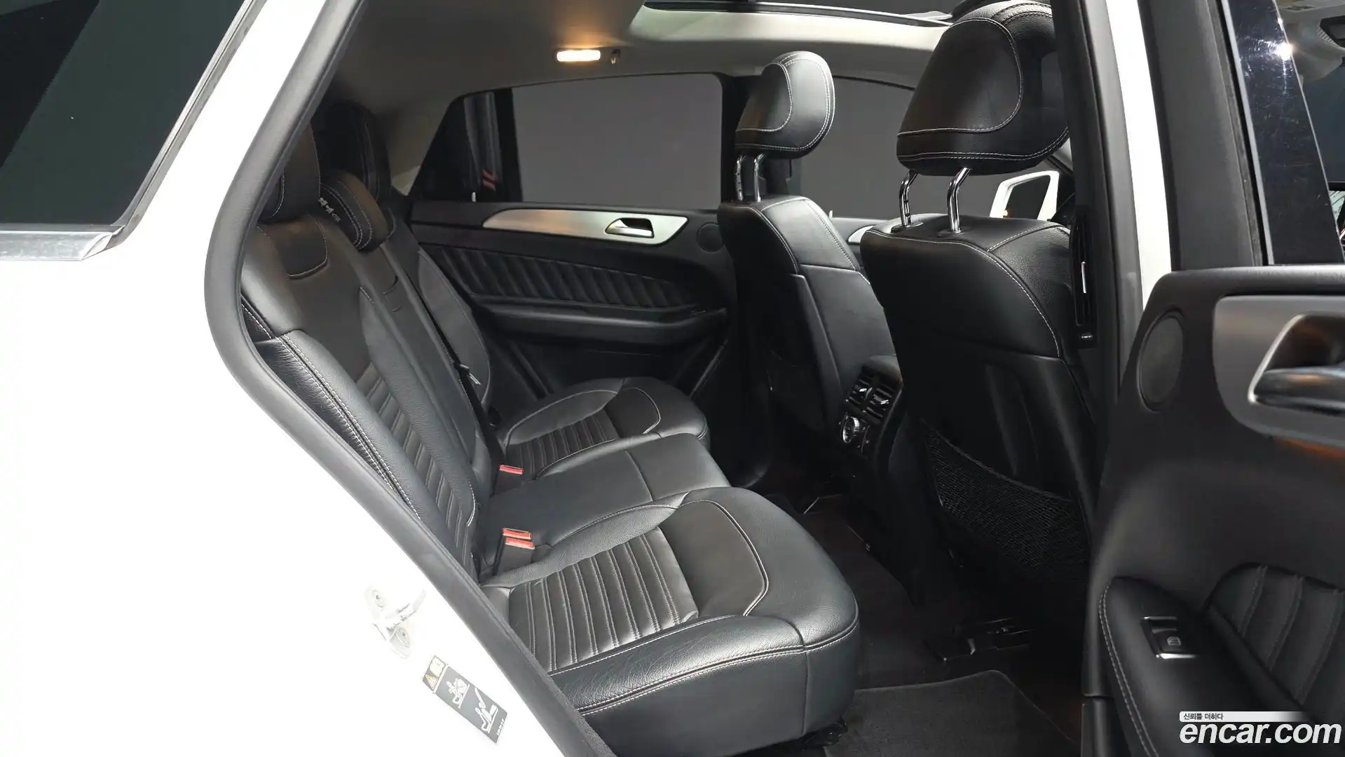 GLE-Class Mercedes-Benz 2018.2-OPTION-016
