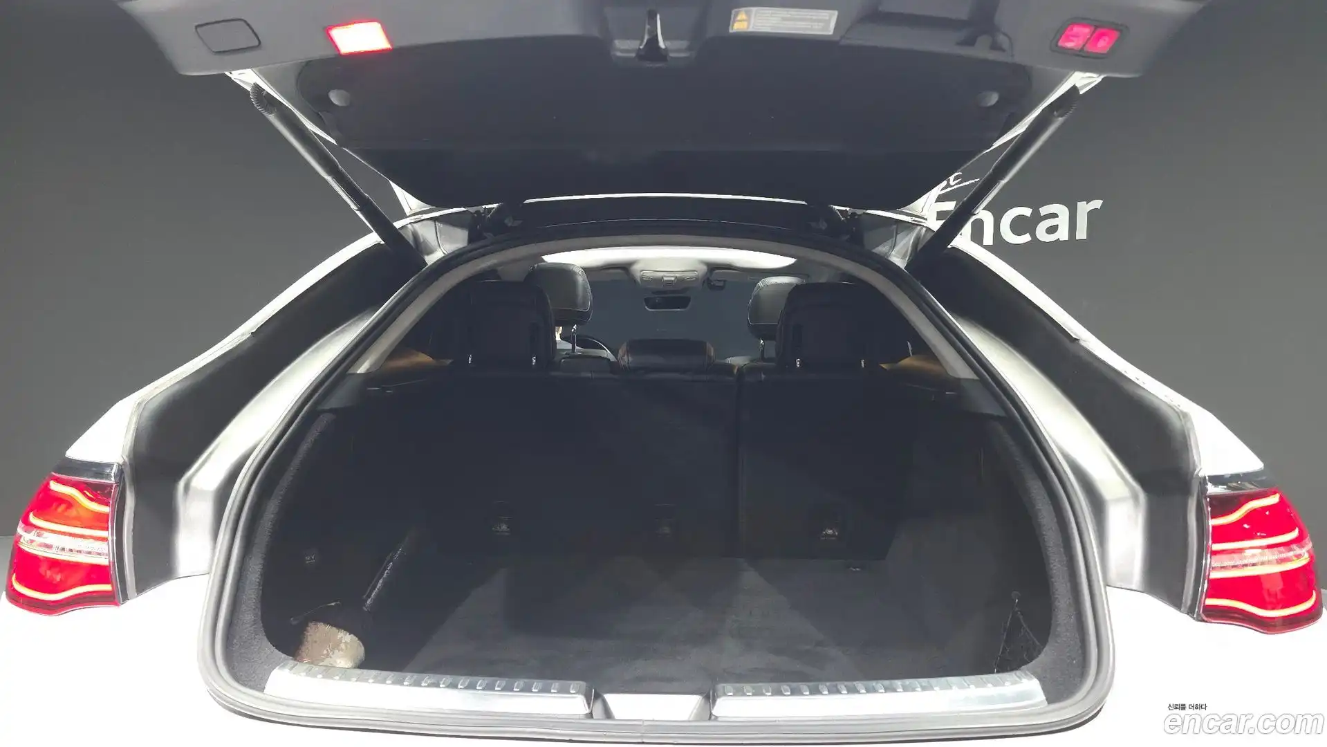 GLE-Class Mercedes-Benz 2018.2-OPTION-024