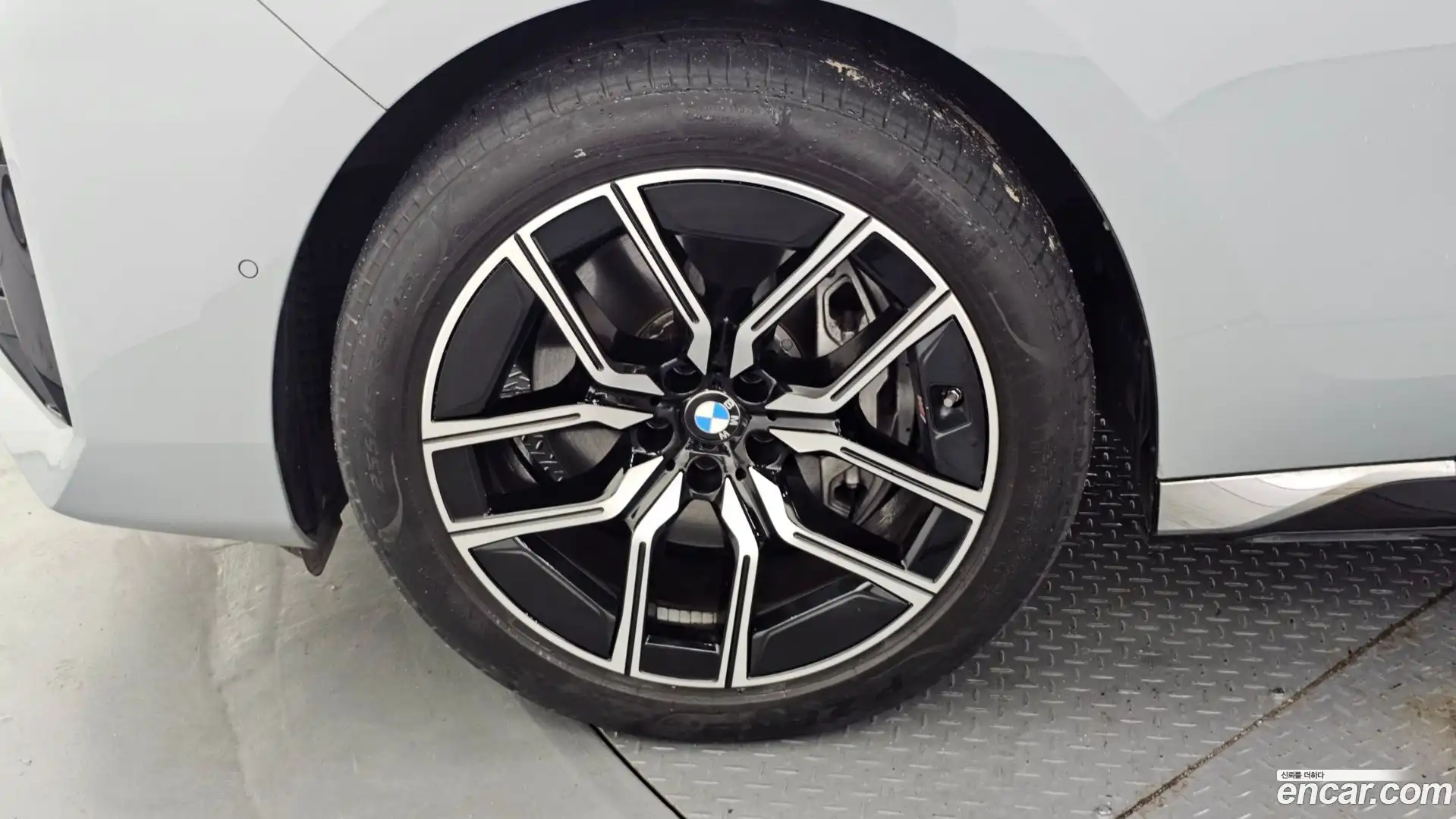 7-Series BMW 2023.8-OUTER-005