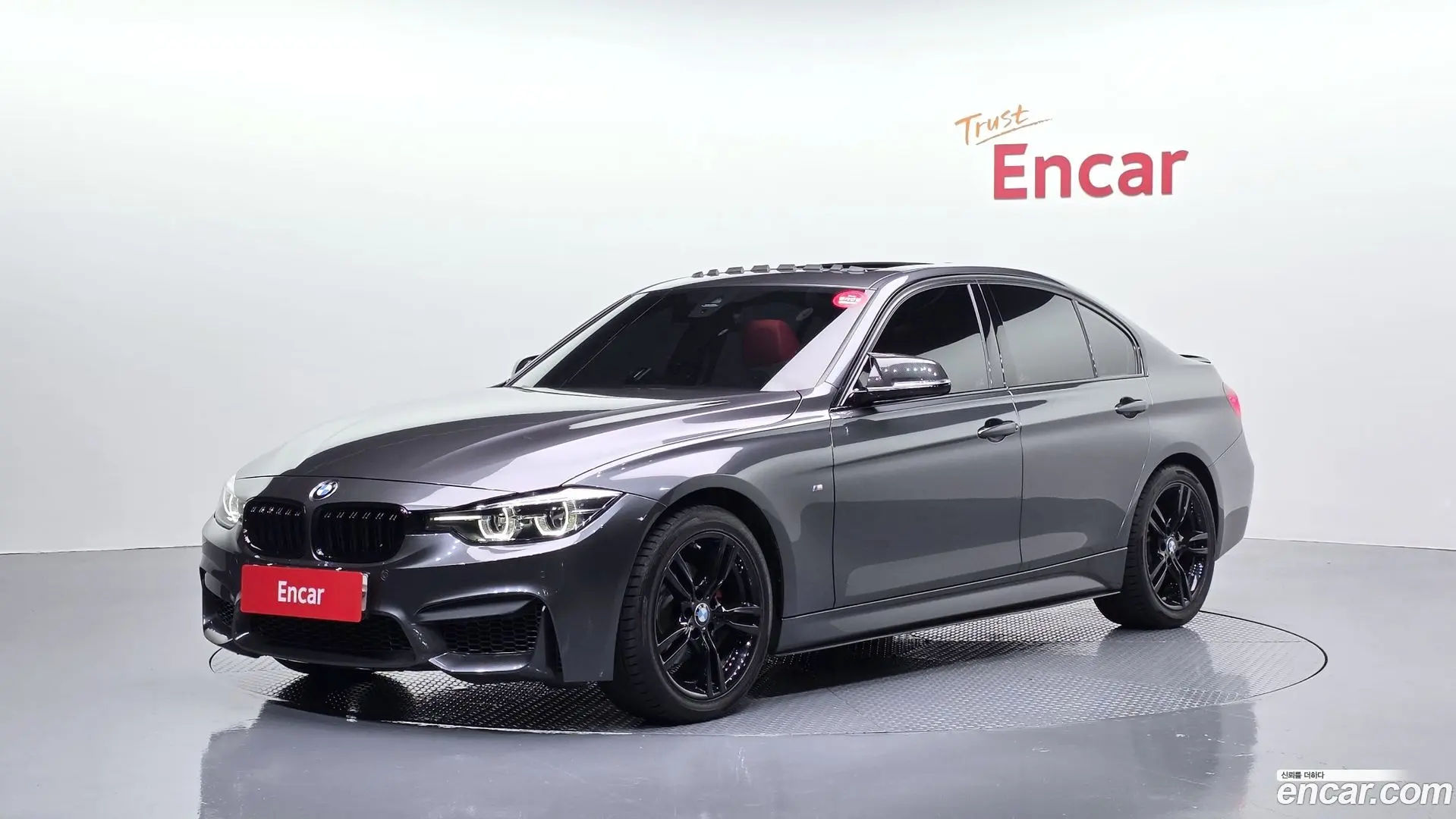 Main__Slider__Photo:3-Series BMW 2018.0-0