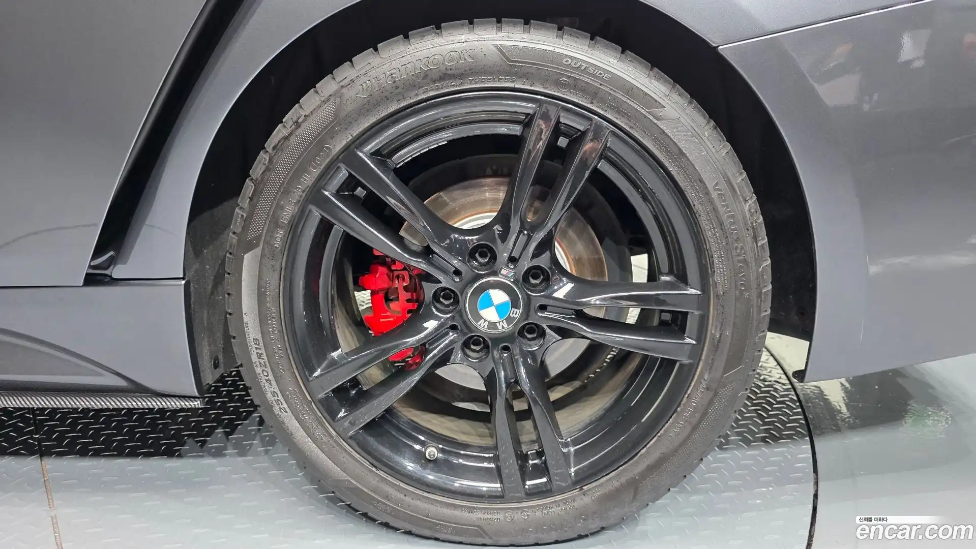 3-Series BMW 2018.0-OUTER-031