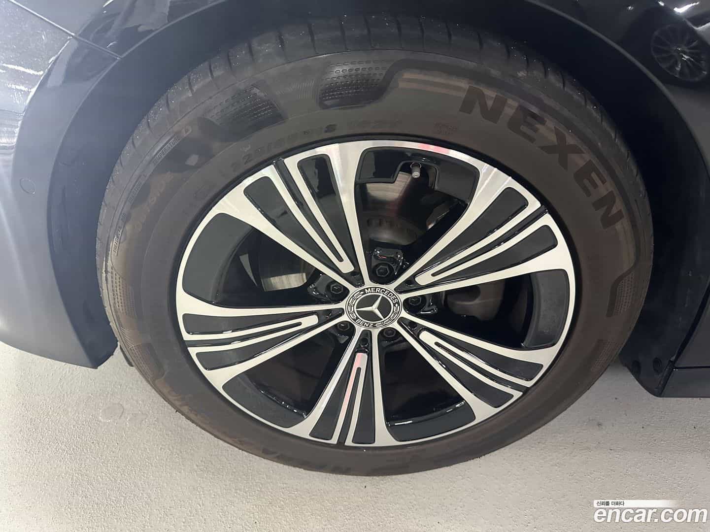 E-Class Mercedes-Benz 2024.8-OUTER-005