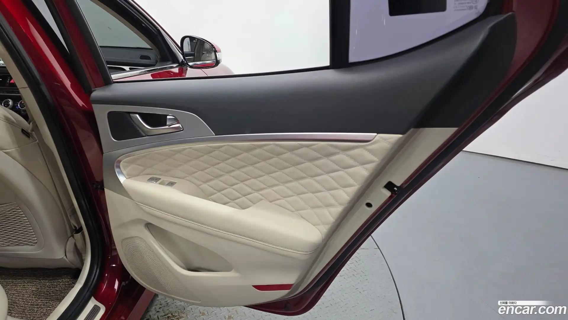 G70 Genesis 2019.4-INNER-035