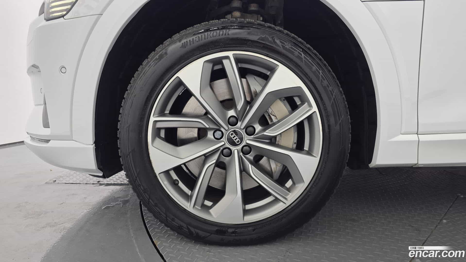 e-tron Audi 2022.7-OUTER-005