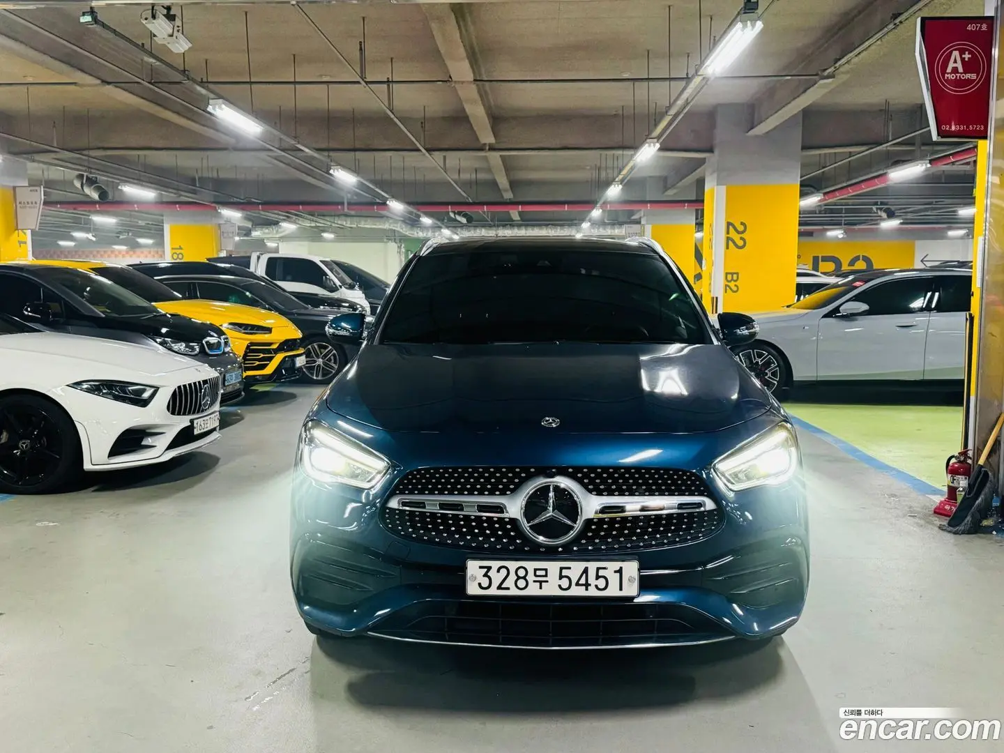 Main__Slider__Photo:GLA-Class Mercedes-Benz 2020.9-0