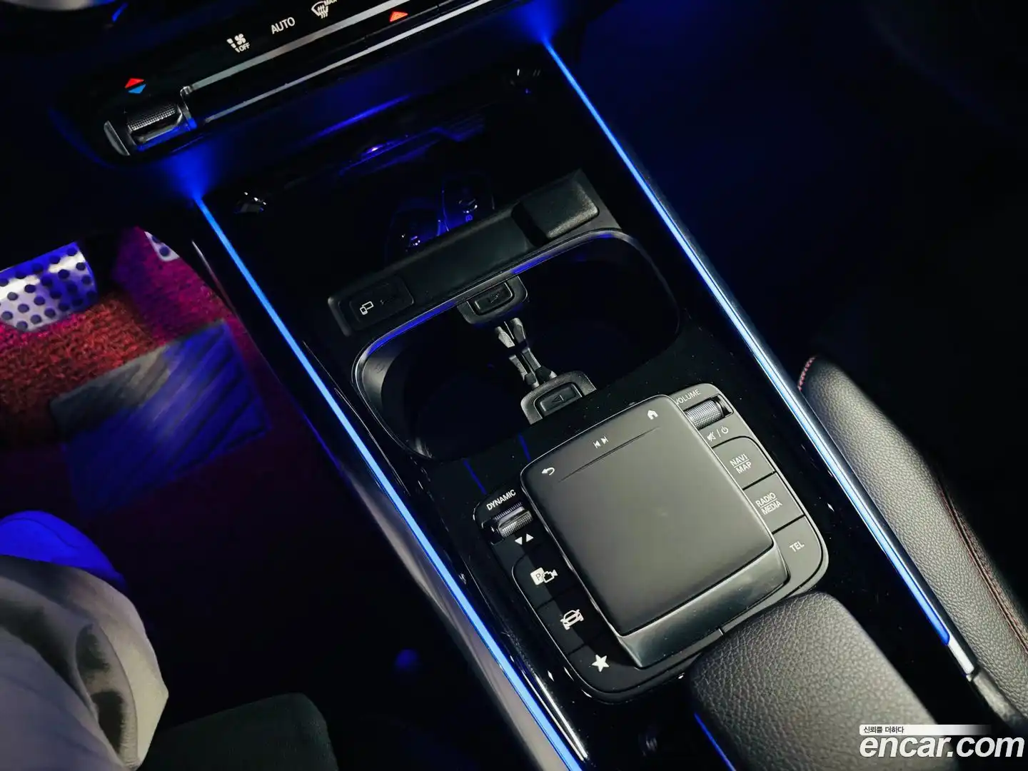 GLA-Class Mercedes-Benz 2020.9-OPTION-019