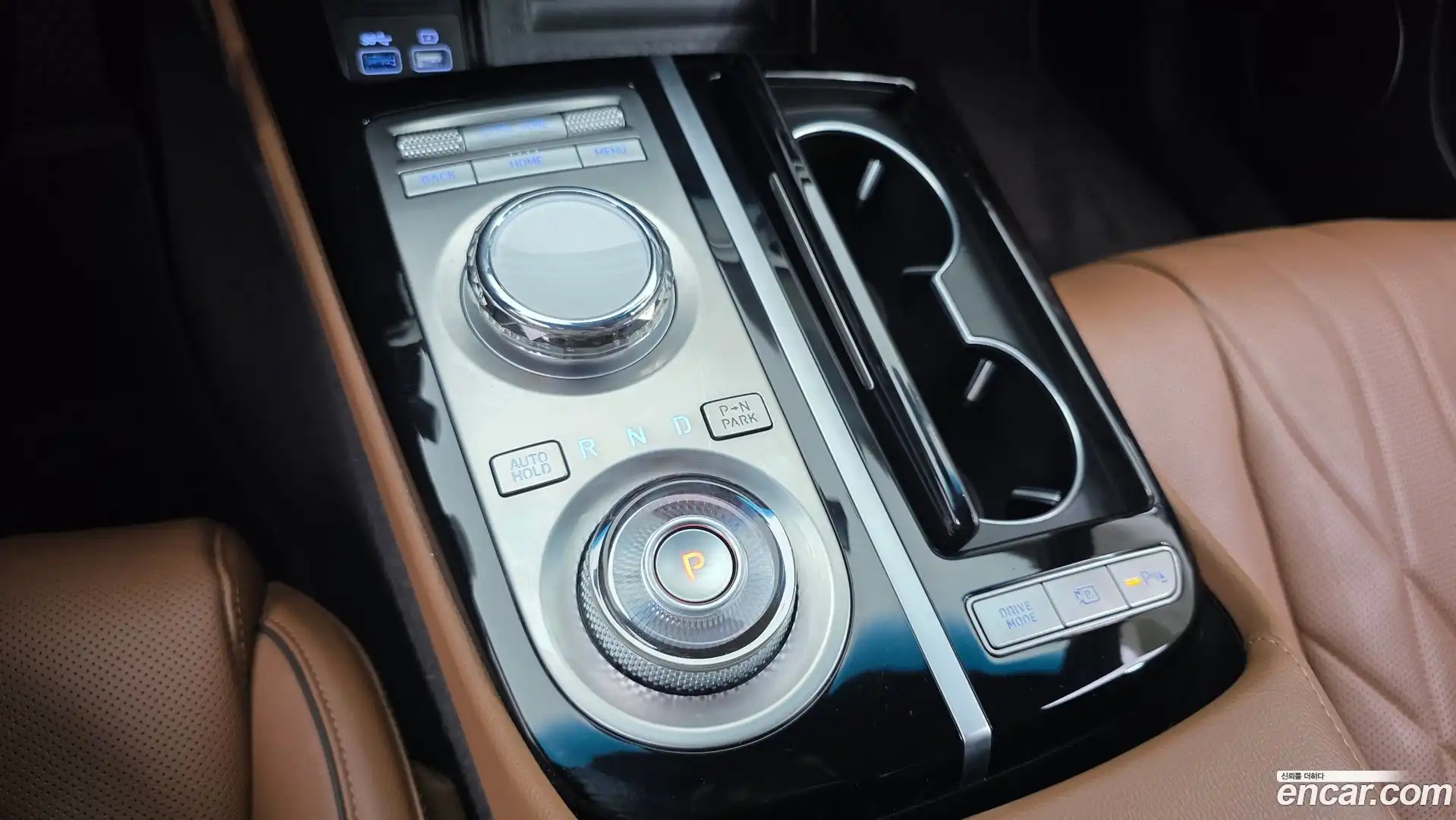 G80 Genesis 2023.3-INNER-009