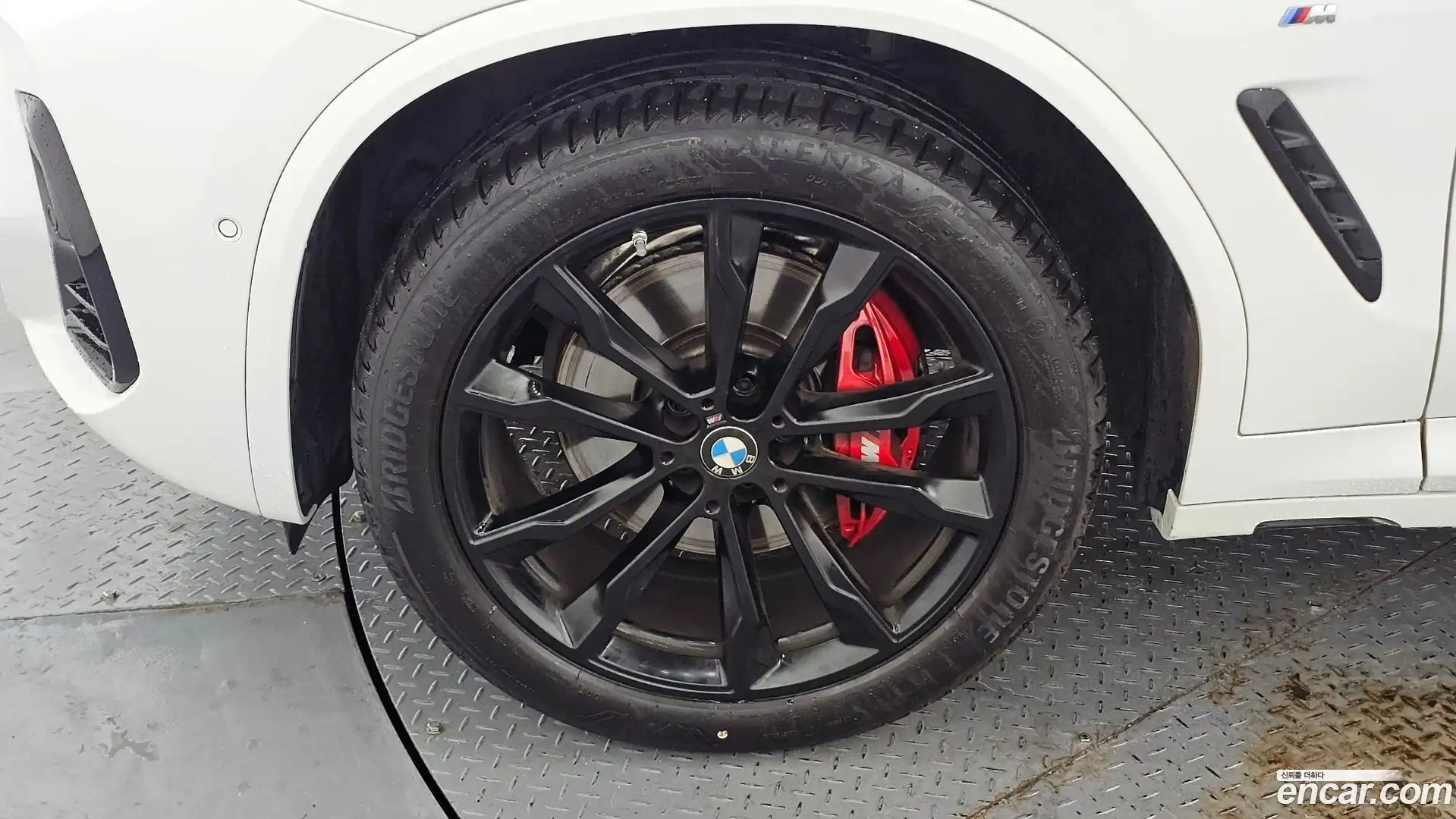 X4 BMW 2025.11-OUTER-005