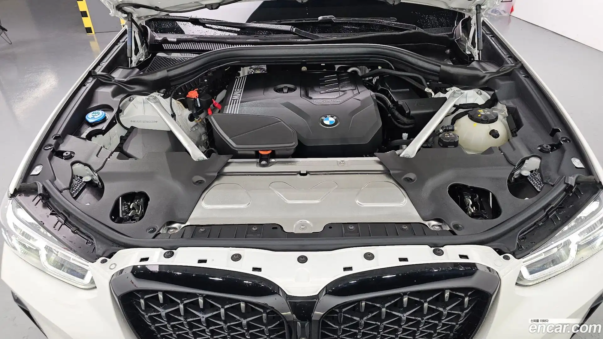 X4 BMW 2025.11-OUTER-006