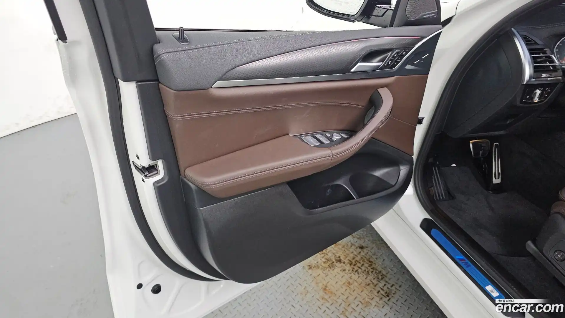 X4 BMW 2025.11-INNER-034