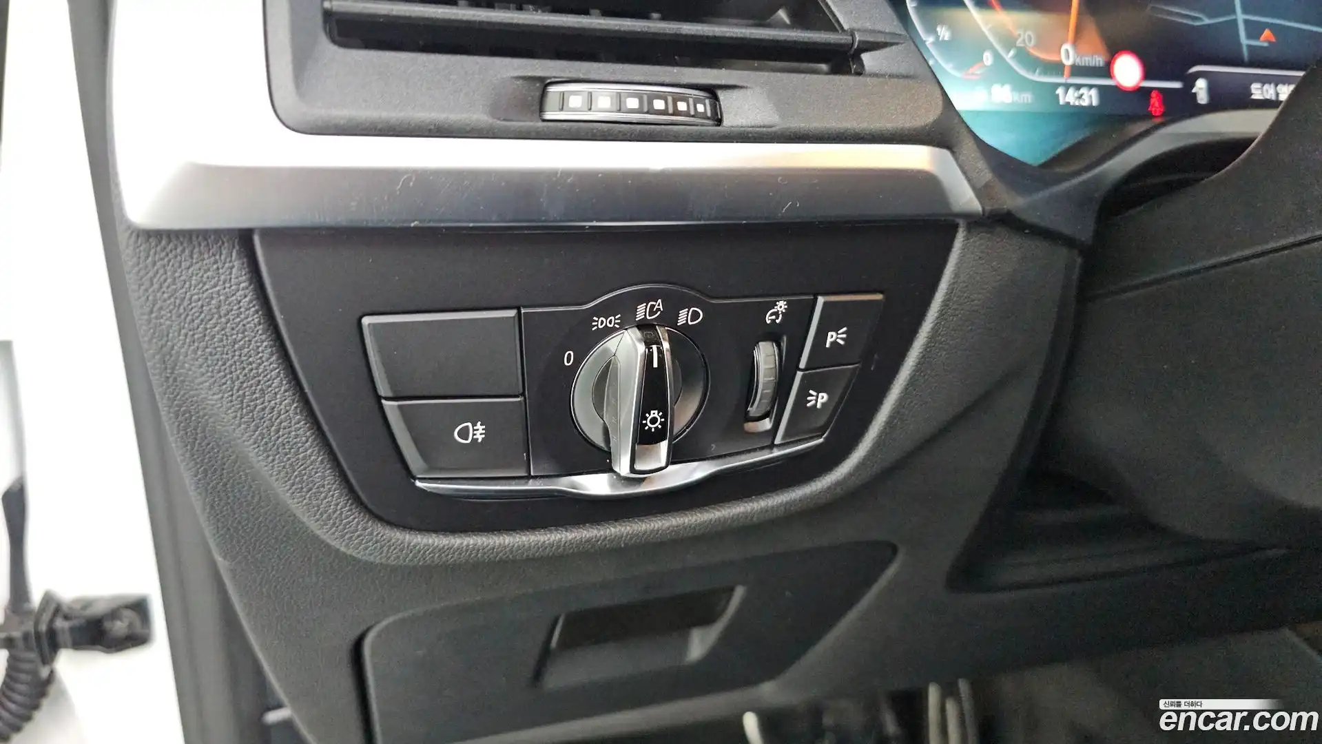 X4 BMW 2025.11-OPTION-040