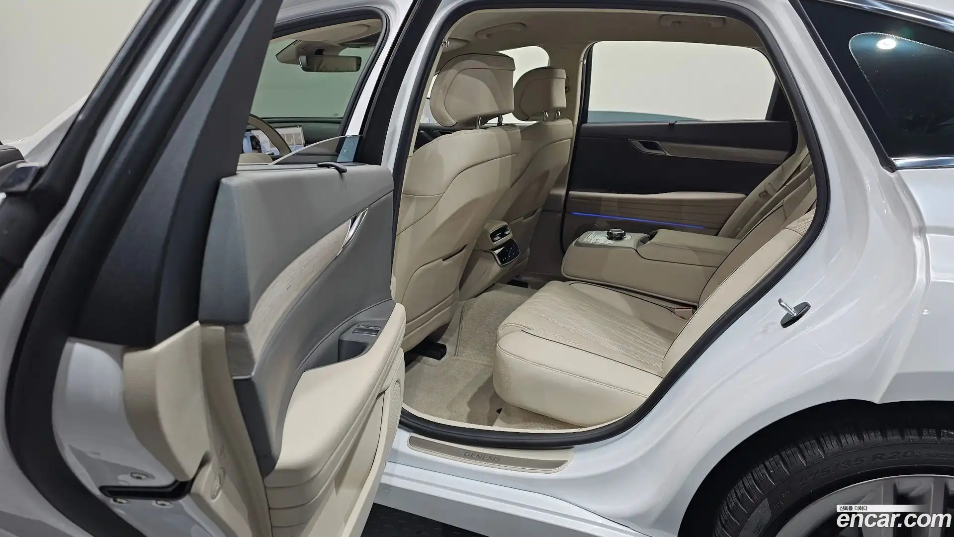 G80 Genesis 2024.7-INNER-036
