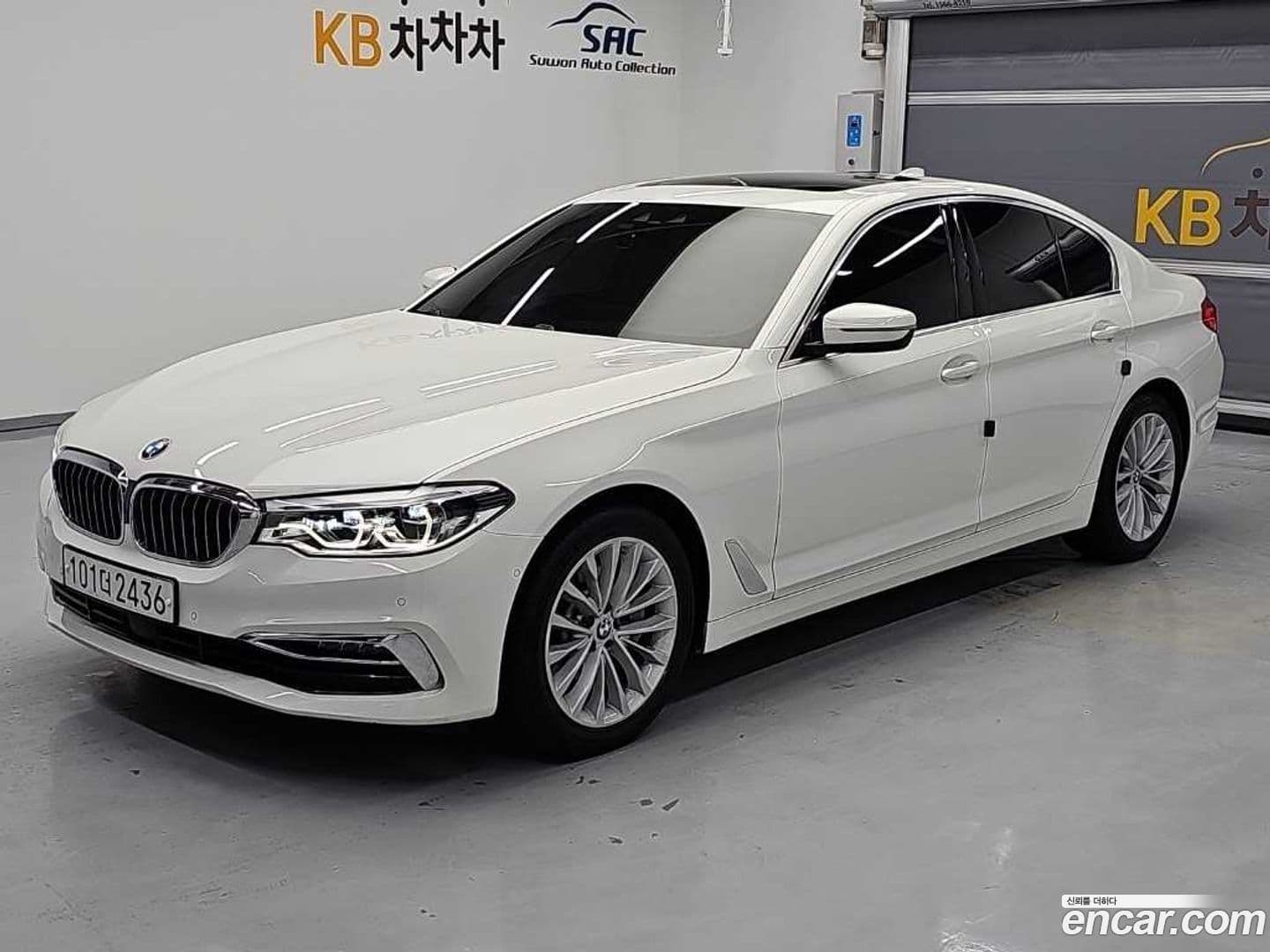 Main__Slider__Photo:5-Series BMW 2019.8-0