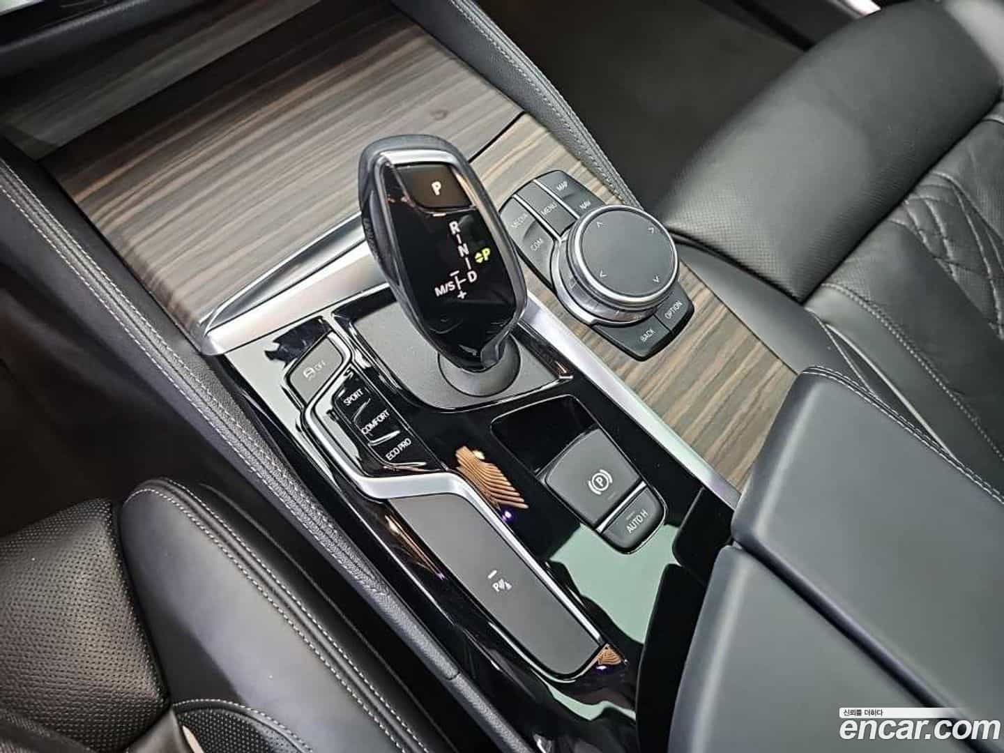 5-Series BMW 2019.8-INNER-008