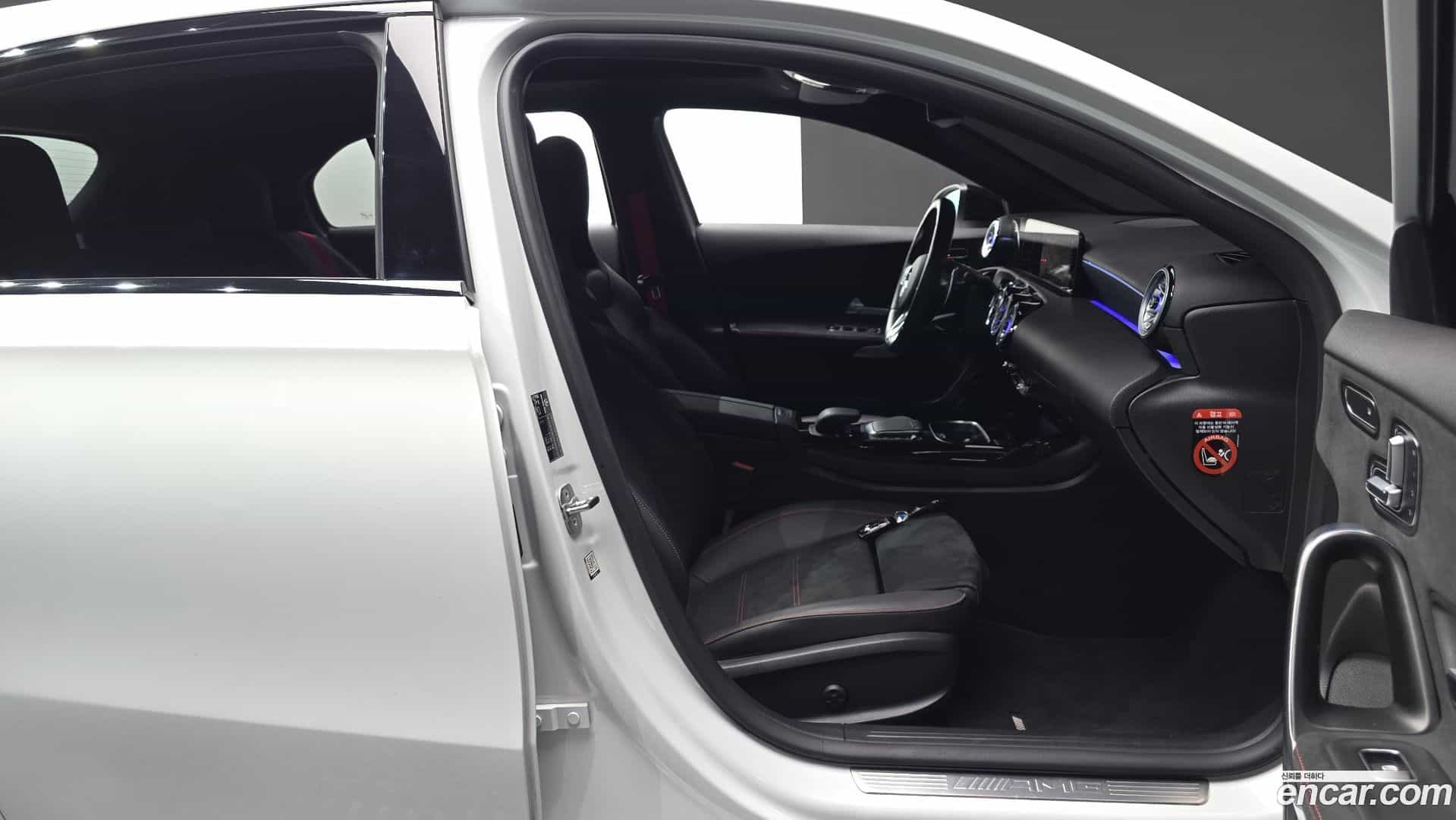 A-Class Mercedes-Benz 2023.4-INNER-010