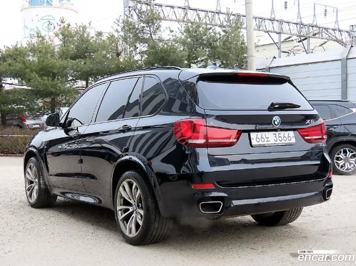 X5 BMW 2014.10-OUTER-003