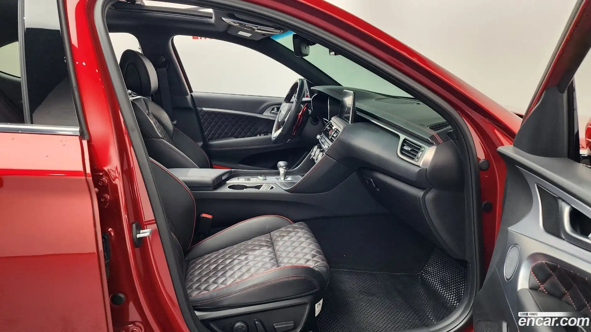 G70 Genesis 2019.2-INNER-036