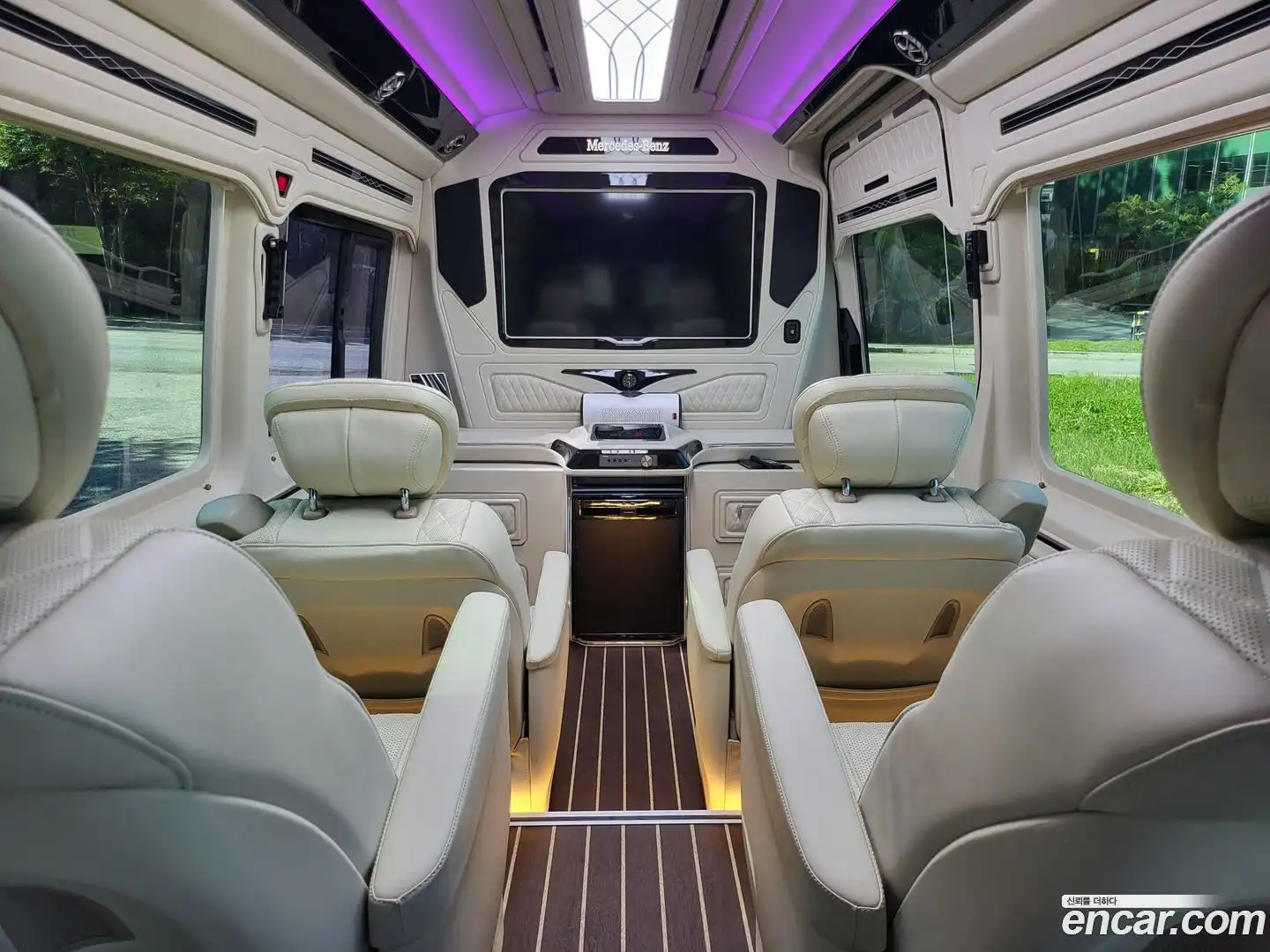Sprinter Mercedes-Benz 2019.6-INNER-007