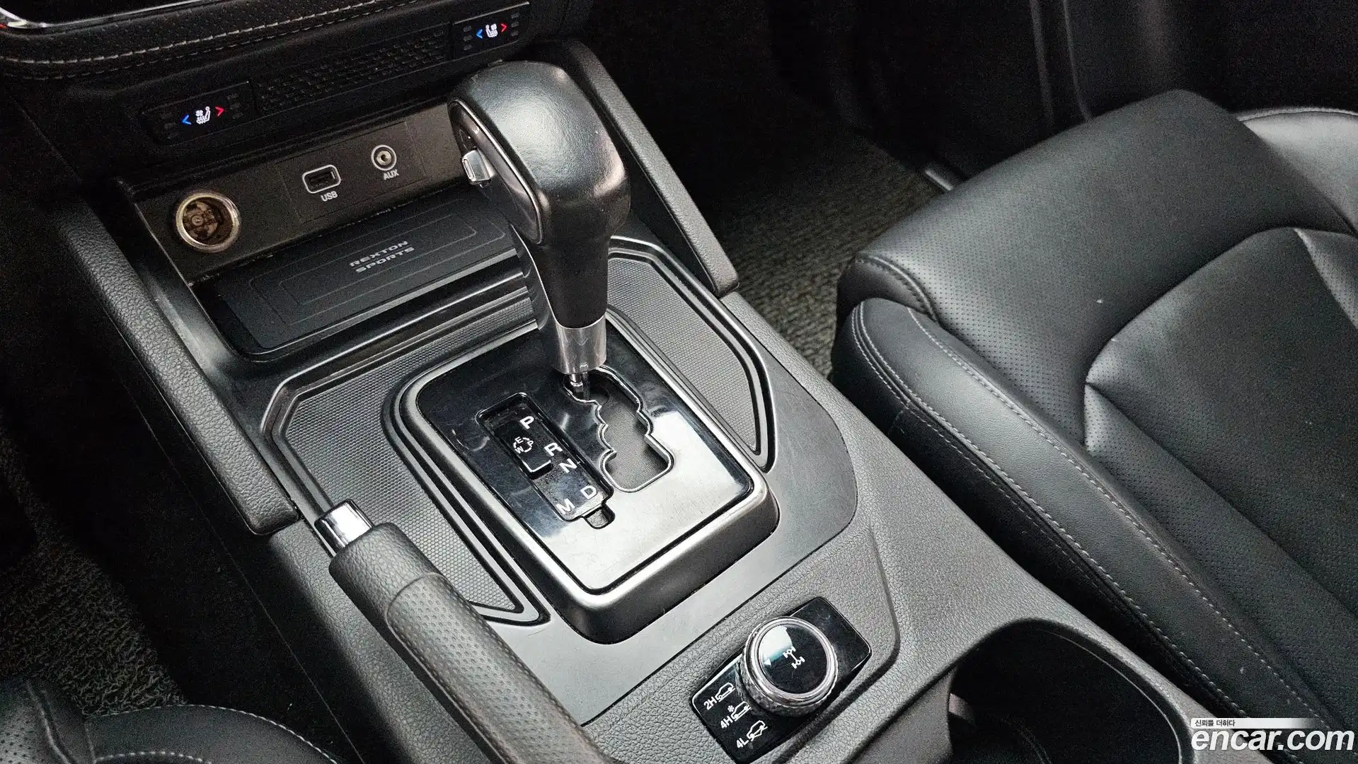 Rexton KG Mobility 2021.5-INNER-009