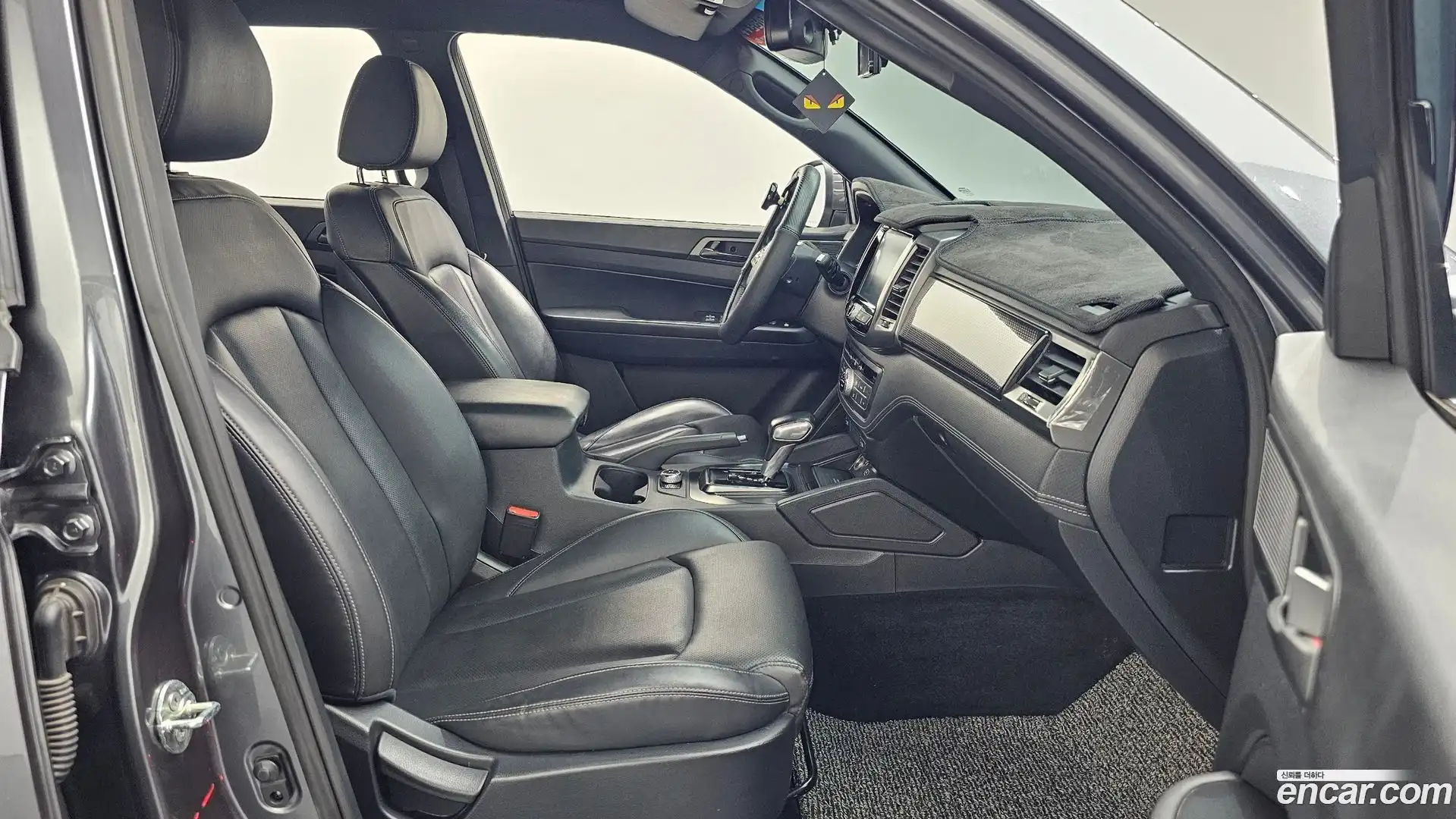 Rexton KG Mobility 2021.5-OPTION-015