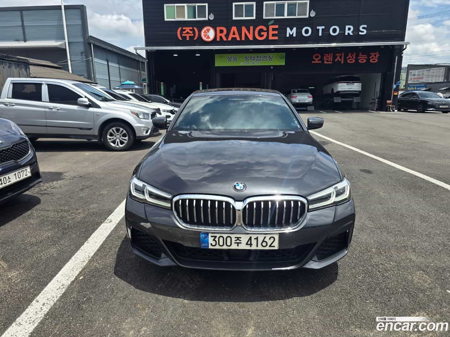 5-Series BMW 2021.11-OUTER-001
