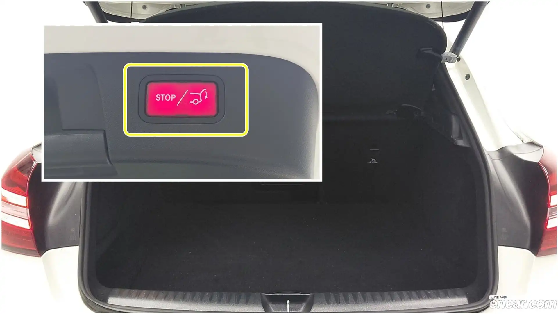 GLA-Class Mercedes-Benz 2017.11-OPTION-017