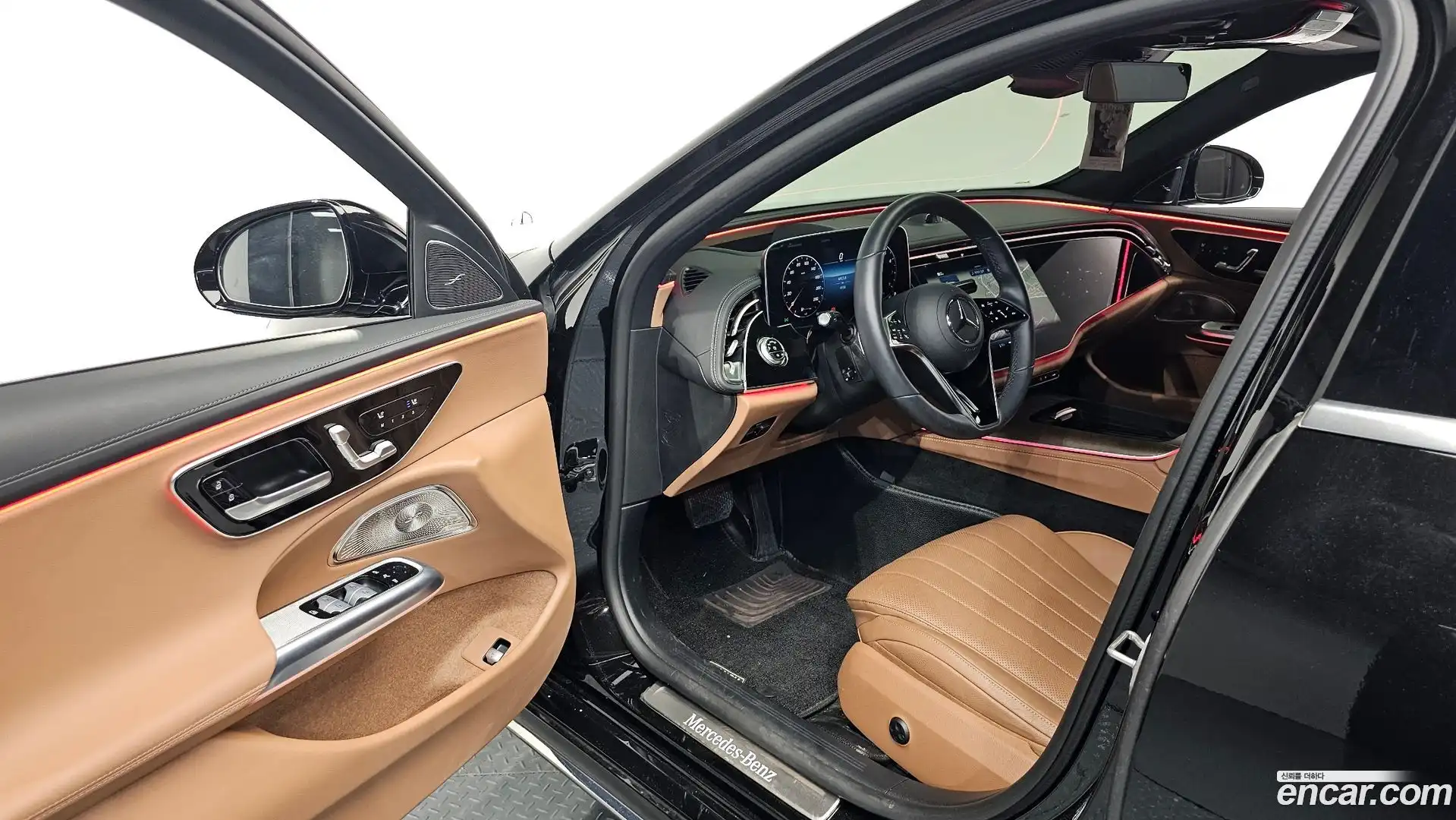 E-Class Mercedes-Benz 2024.4-INNER-010