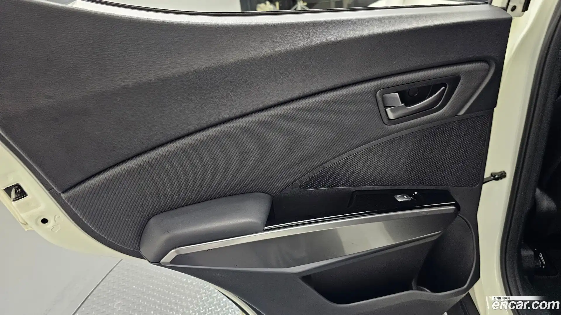 TIBOLI KG Mobility 2020.8-INNER-035