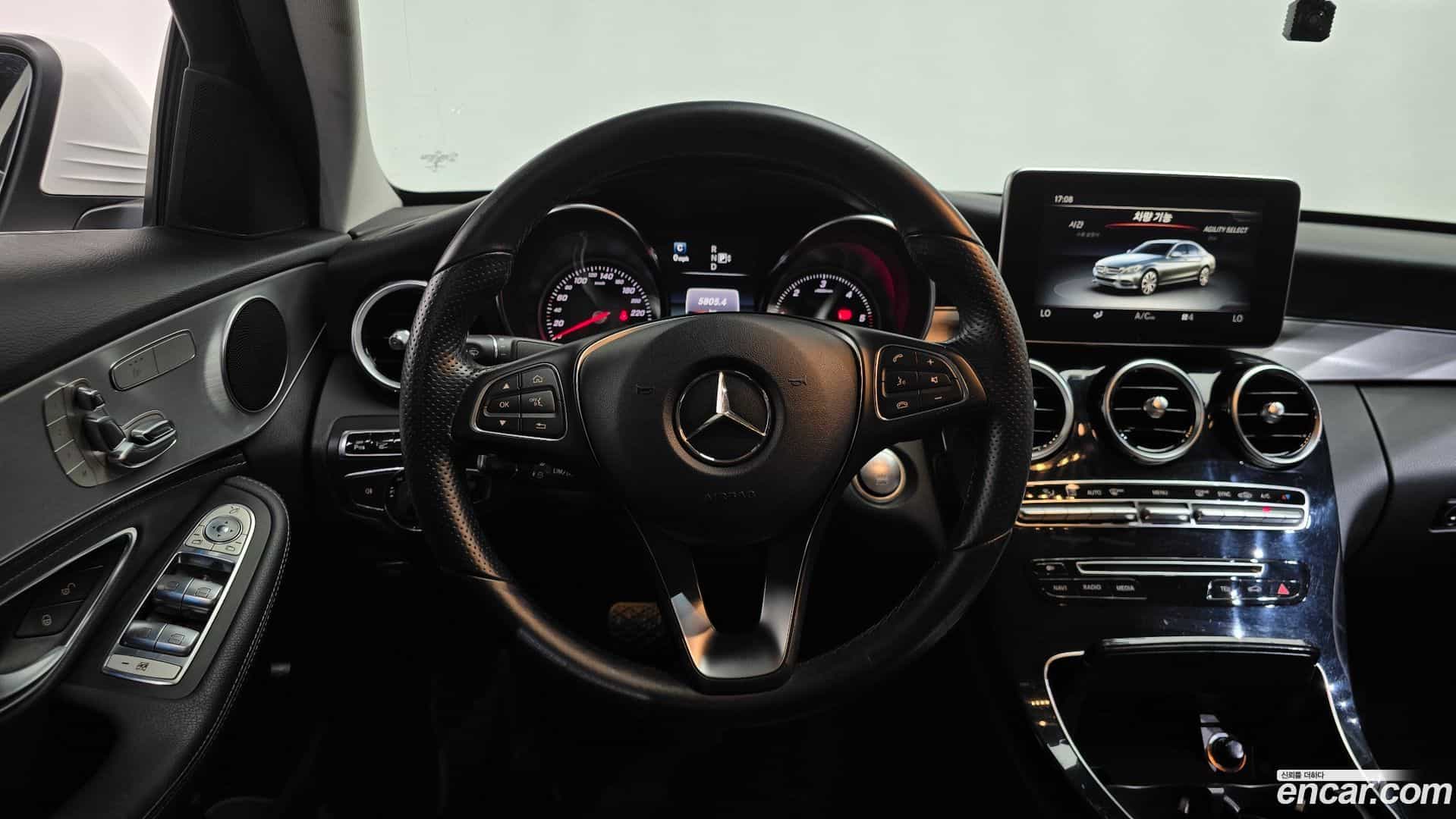 C-Class Mercedes-Benz 2015.1-OPTION-017