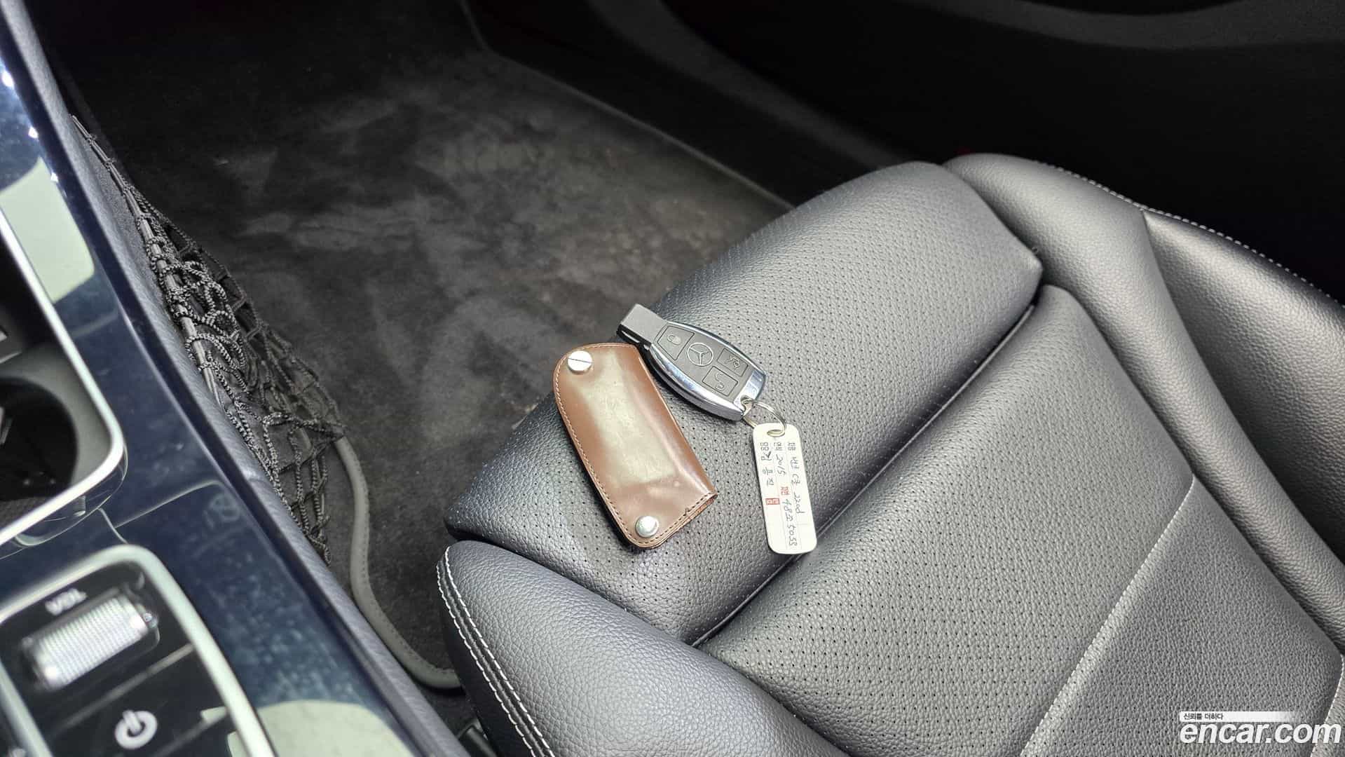 C-Class Mercedes-Benz 2015.1-OPTION-019