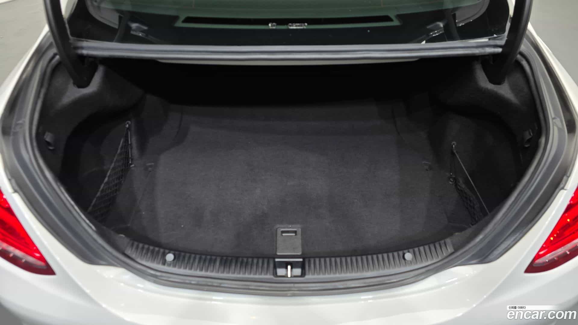 C-Class Mercedes-Benz 2015.1-OPTION-021