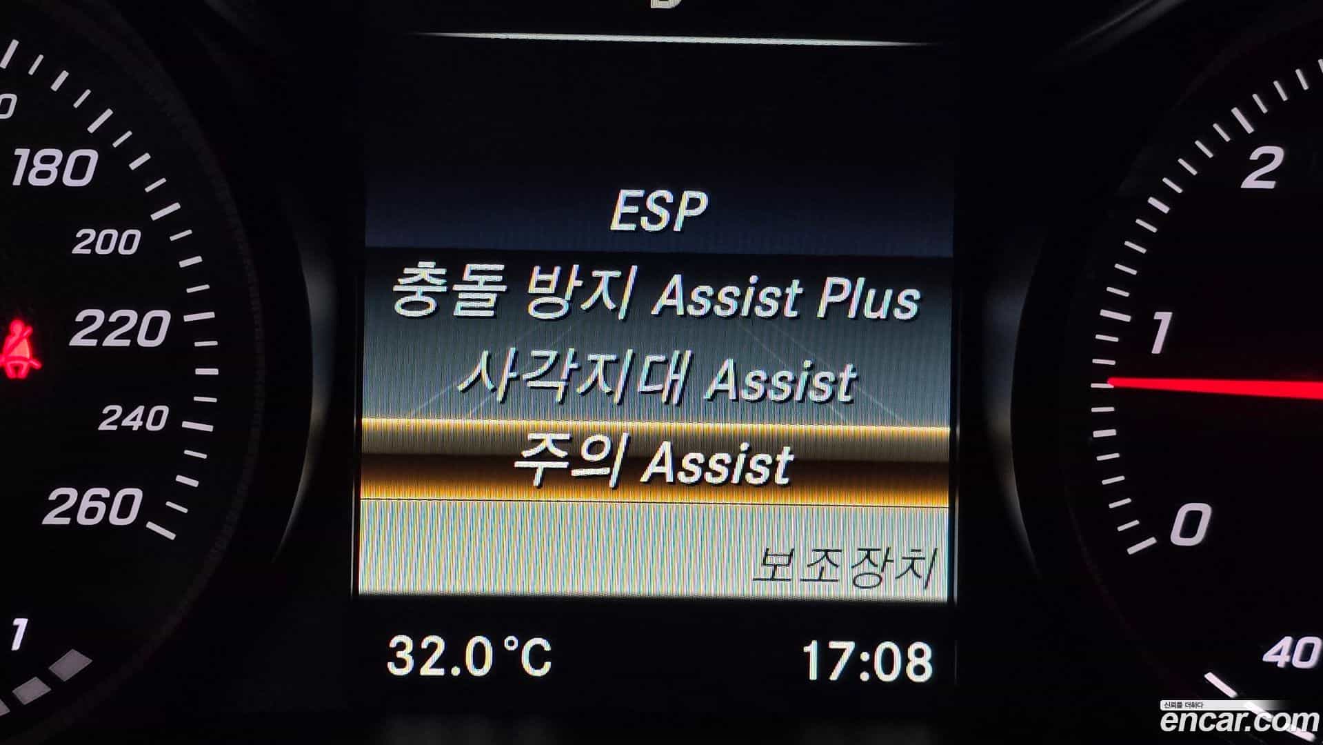 C-Class Mercedes-Benz 2015.1-OPTION-022