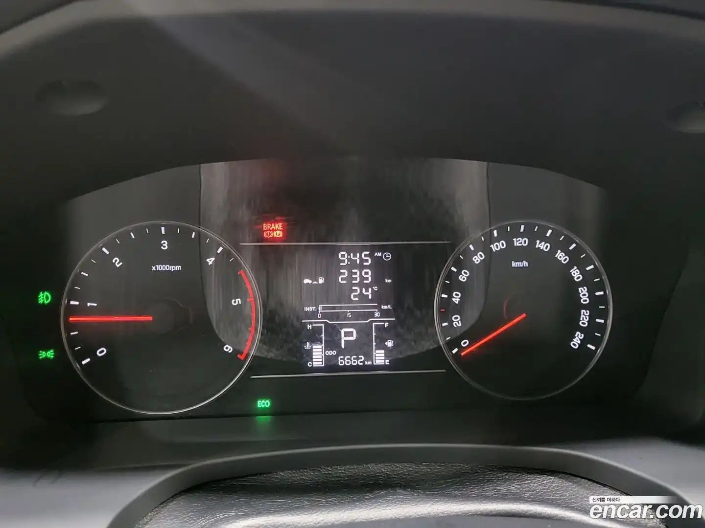 Rexton KG Mobility 2018.9-INNER-008