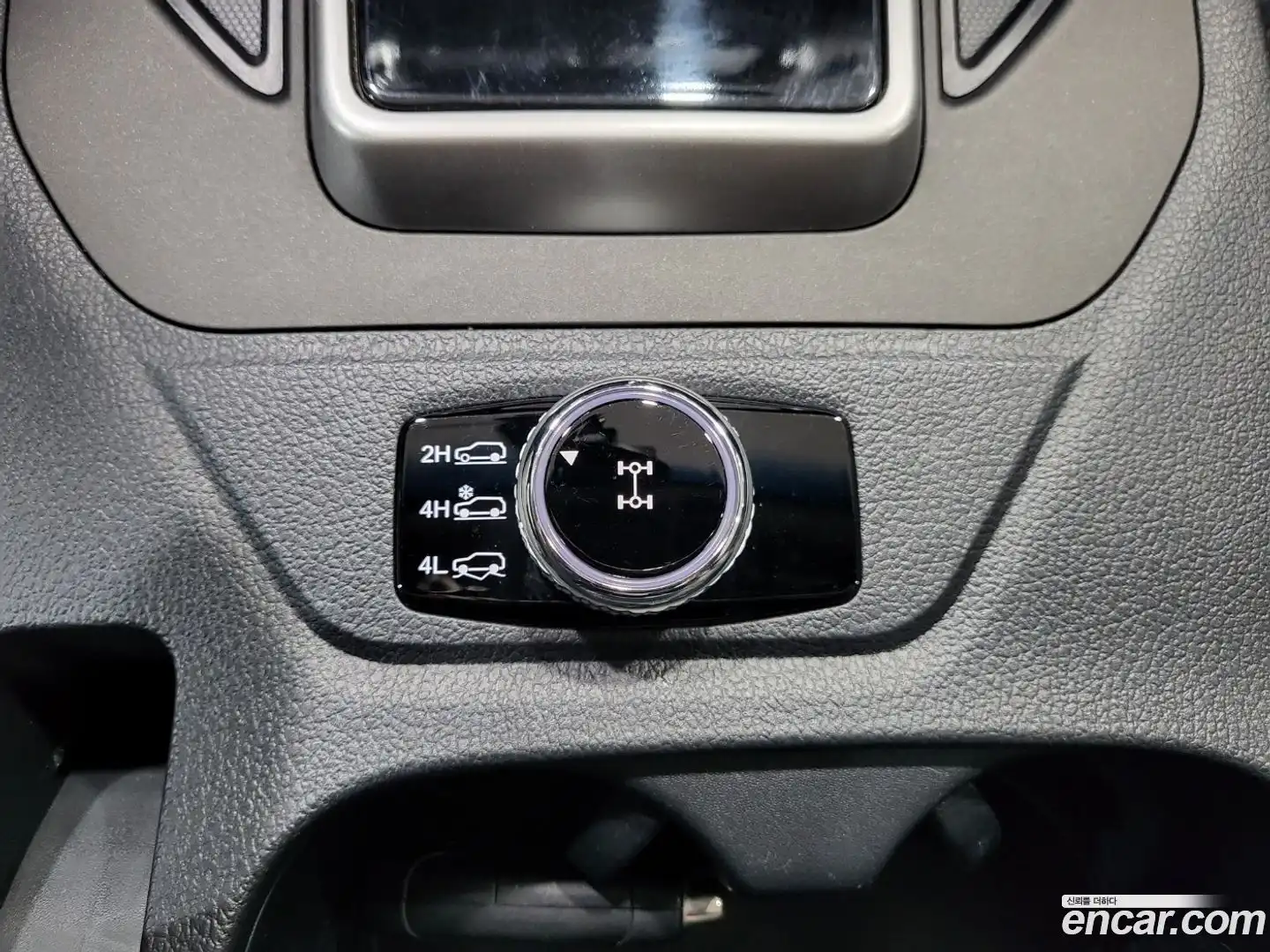 Rexton KG Mobility 2018.9-OPTION-018