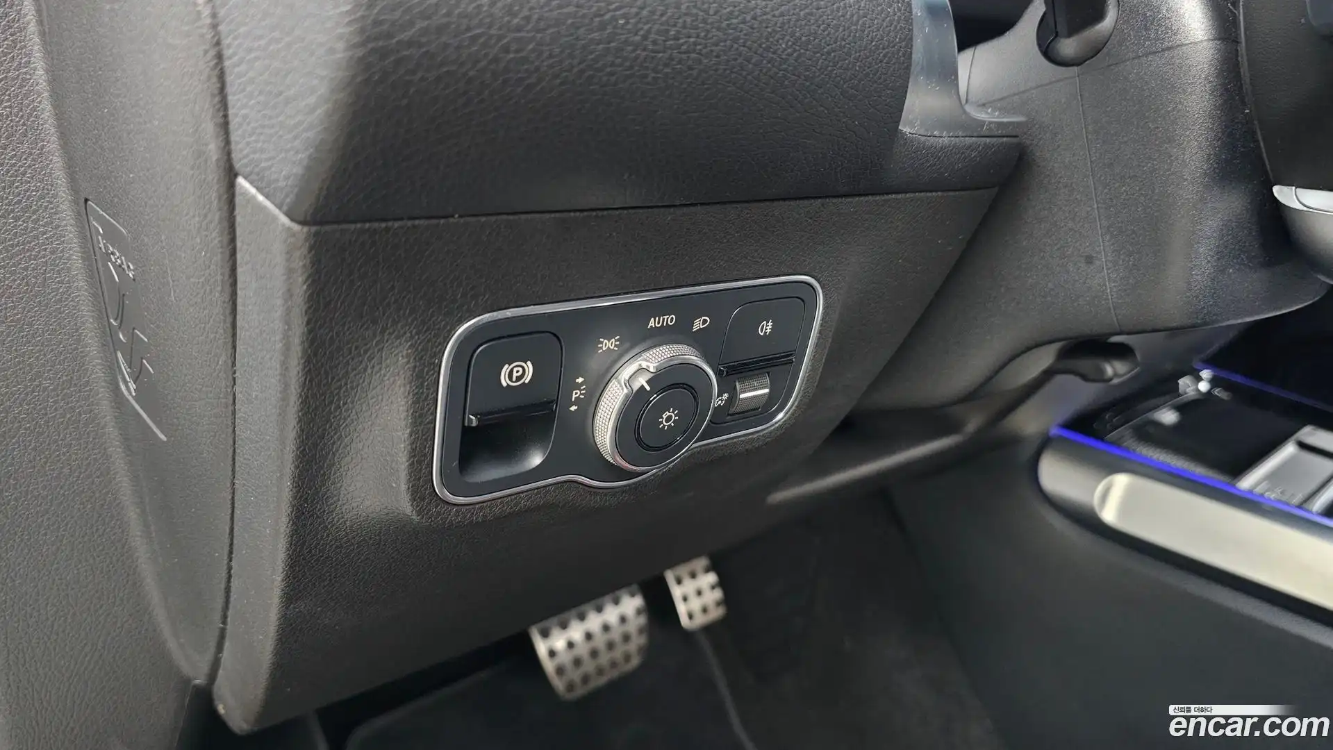 GLB-Class Mercedes-Benz 2021.3-OPTION-023