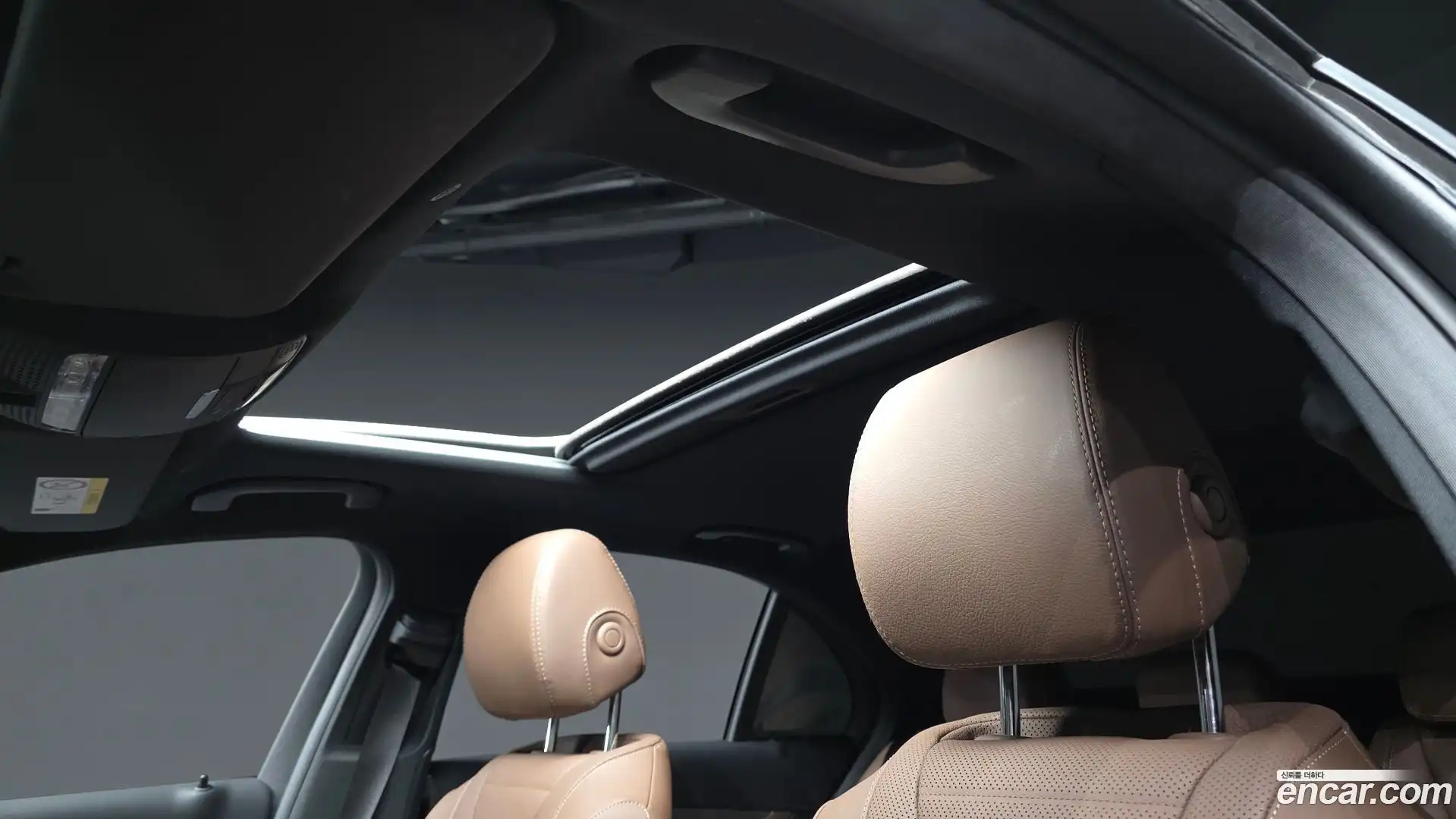E-Class Mercedes-Benz 2023.1-OPTION-022