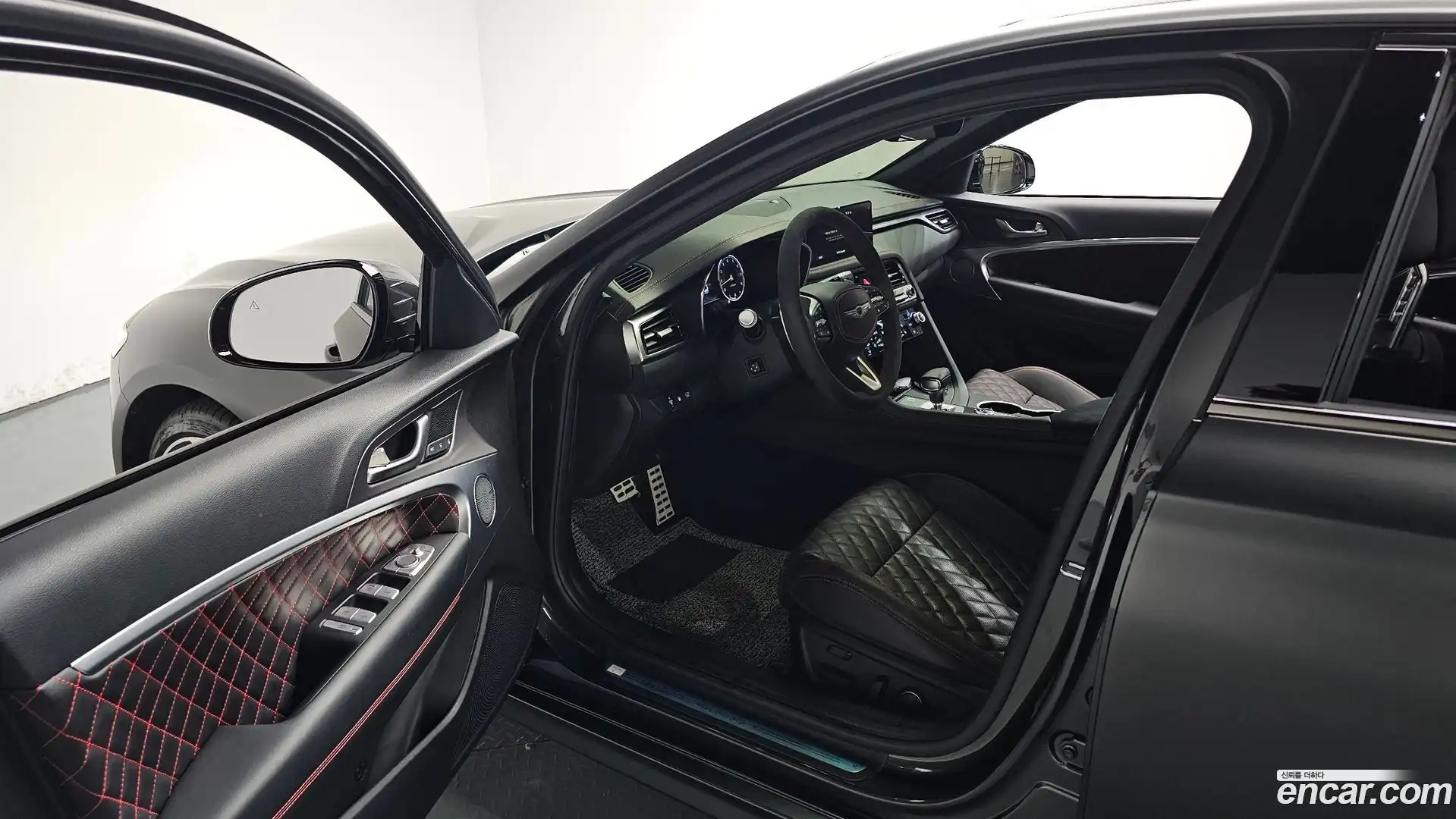 G70 Genesis 2024.9-INNER-010