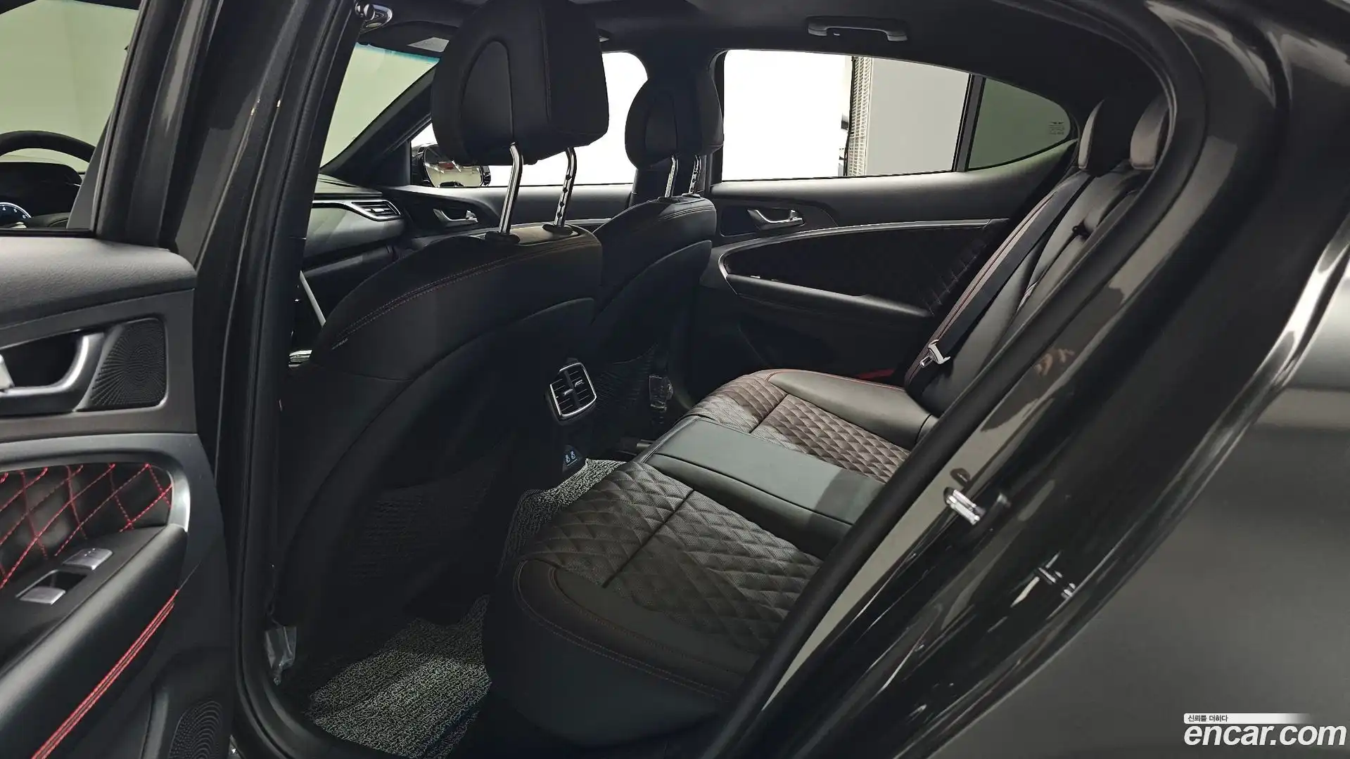 G70 Genesis 2024.9-INNER-036