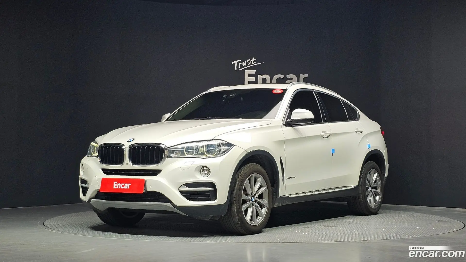 Main__Slider__Photo:X6 BMW 2015.7-0