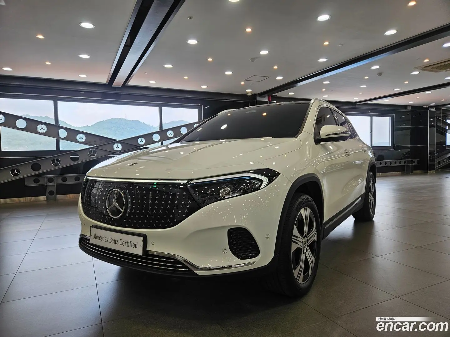 Main__Slider__Photo:EQA Mercedes-Benz 2024.11-0