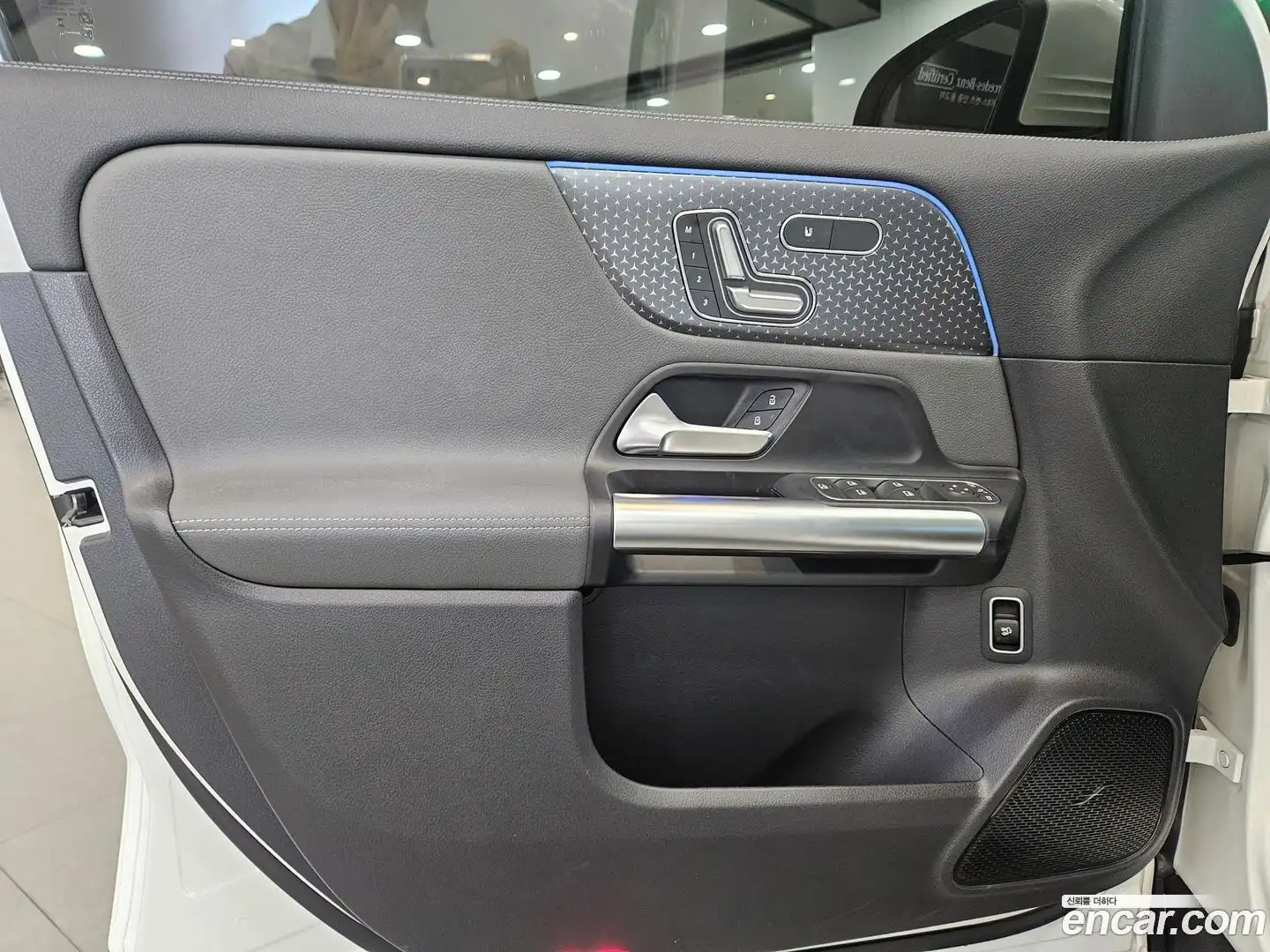 EQA Mercedes-Benz 2024.11-OPTION-015