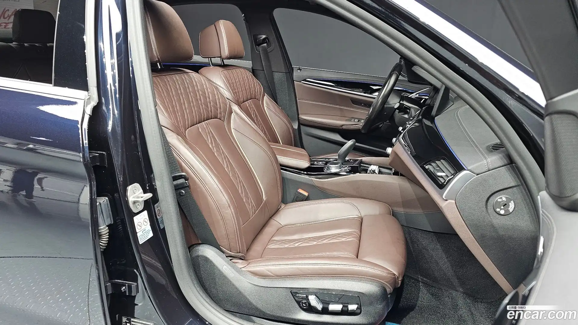 5-Series BMW 2021.6-OPTION-015