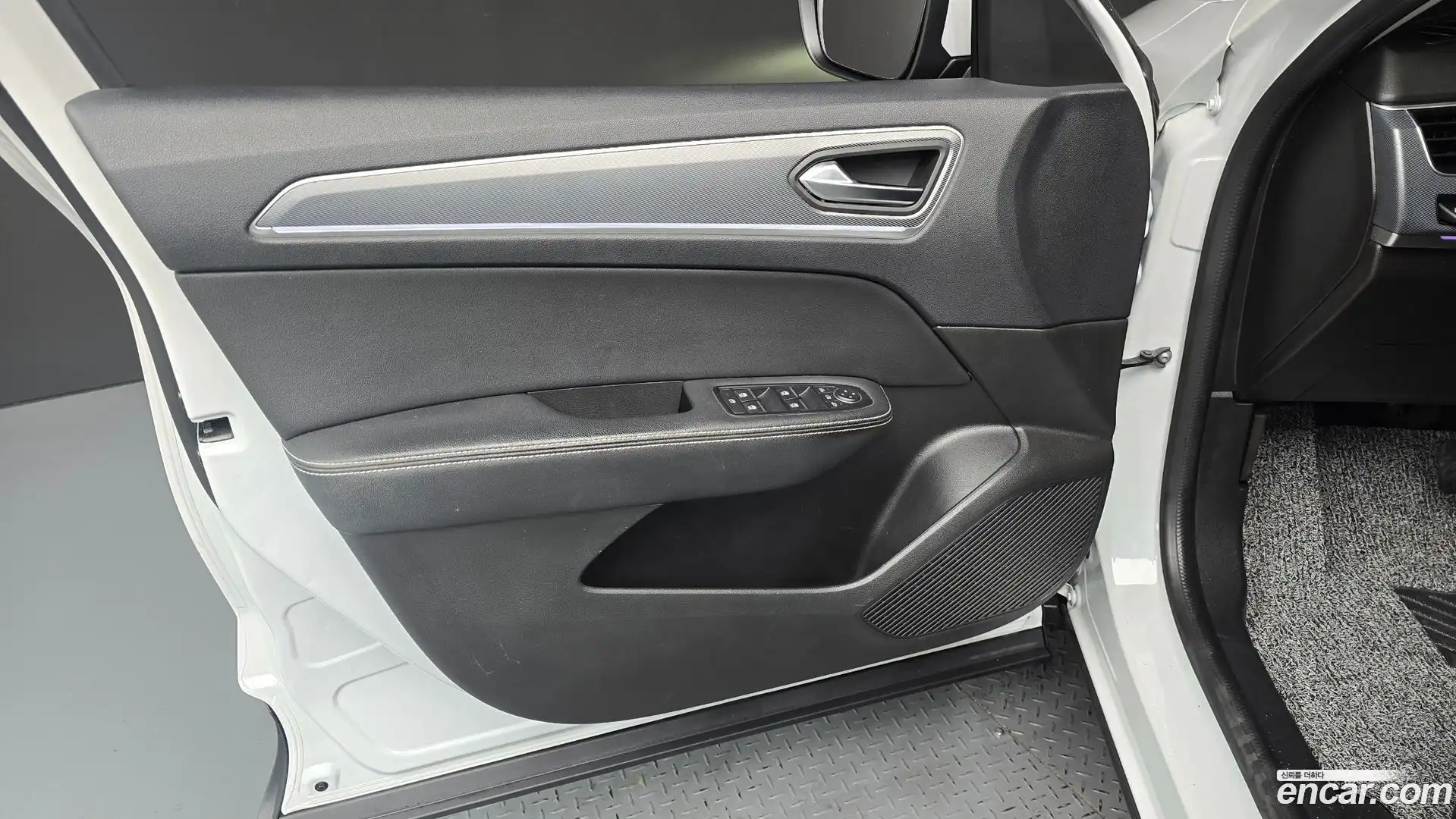 XM3 Renault Korea 2022.8-INNER-034