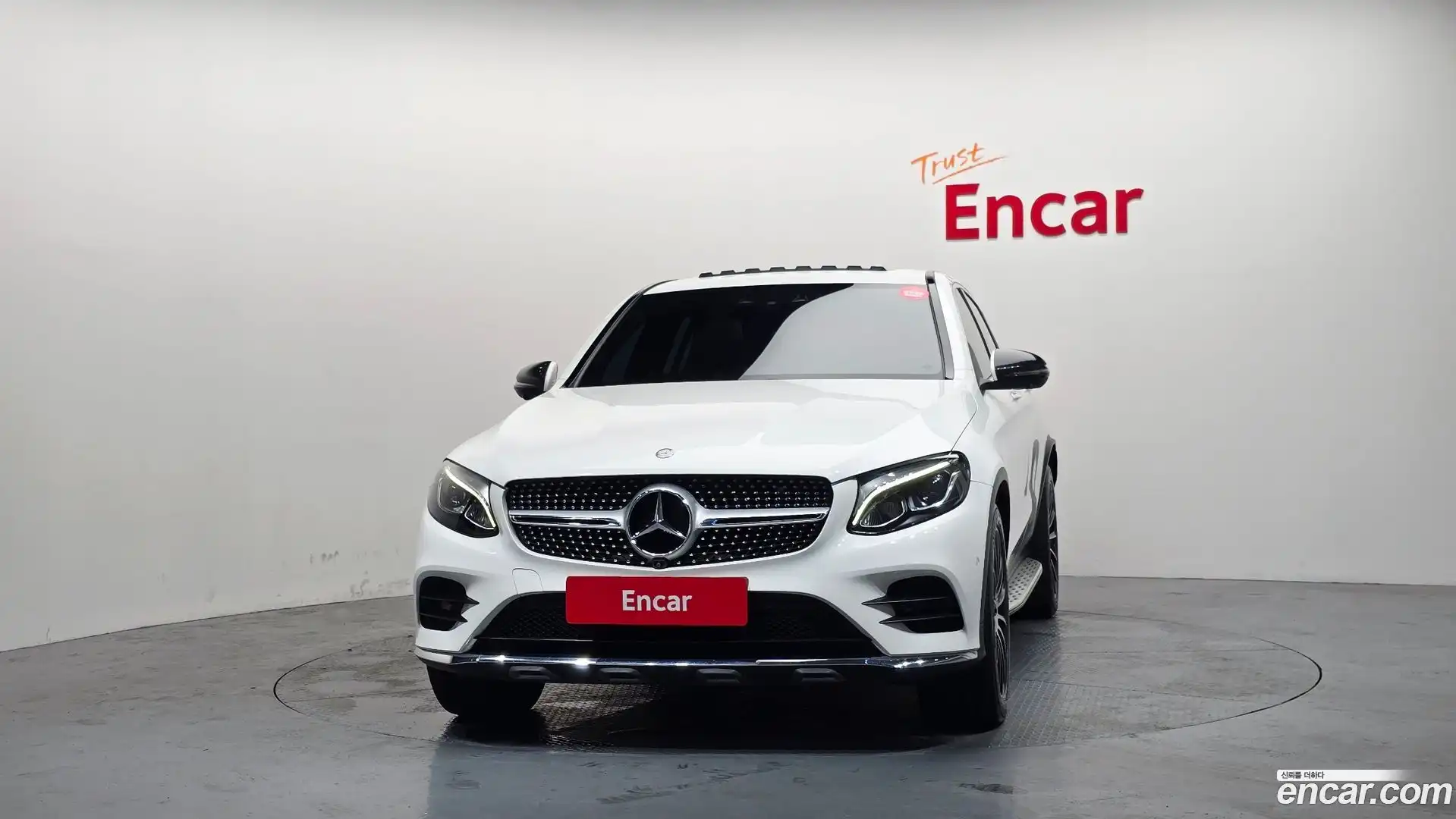 GLC-Class Mercedes-Benz 2017.3-OUTER-003