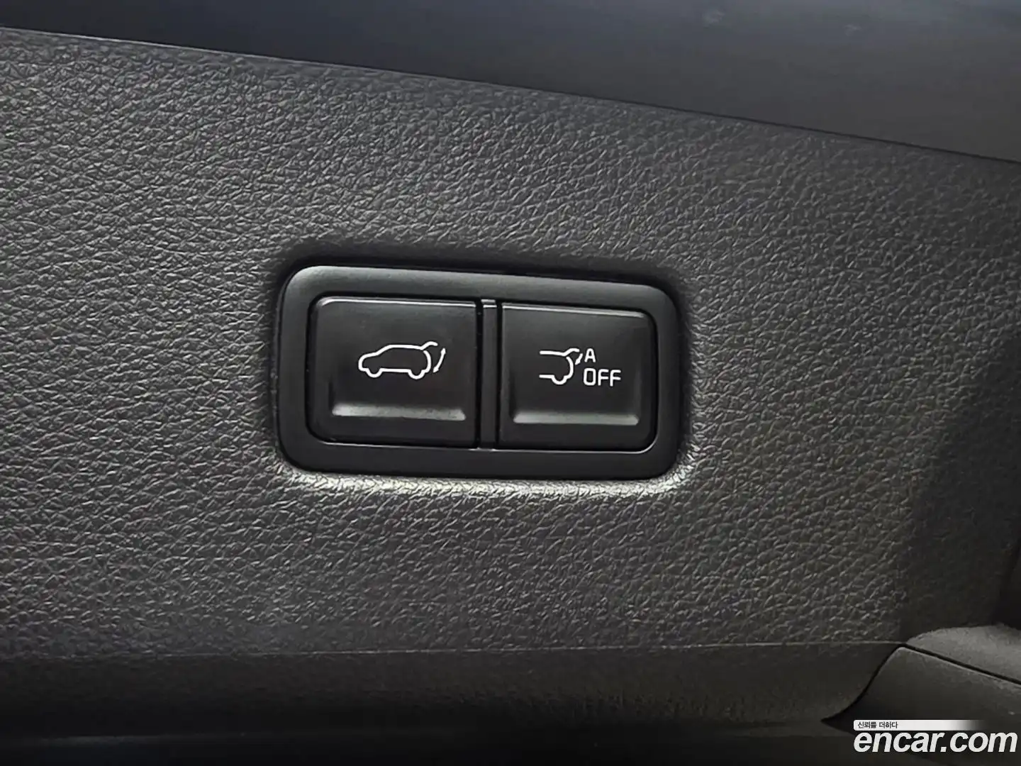 Canival Kia 2022.8-OPTION-024