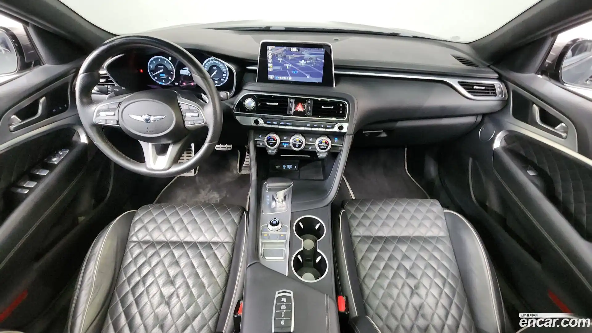G70 Genesis 2019.1-INNER-007